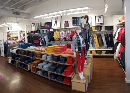 Gap Factory, Camarillo Premium Outlets, Camarillo, CA