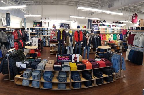 Gap Factory, Camarillo Premium Outlets, Camarillo, CA