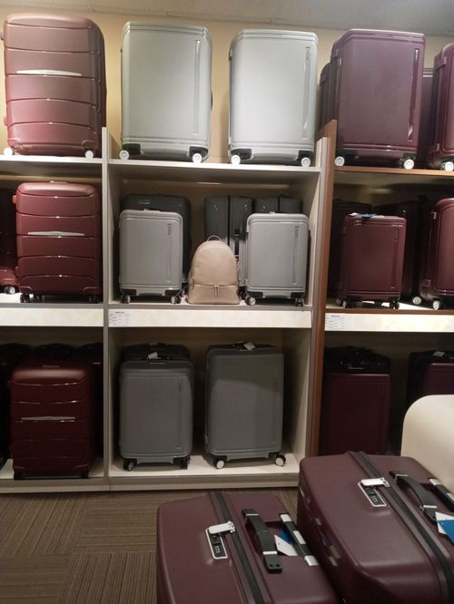 Samsonite Outlet, Carlsbad Premium Outlets, Carlsbad, CA