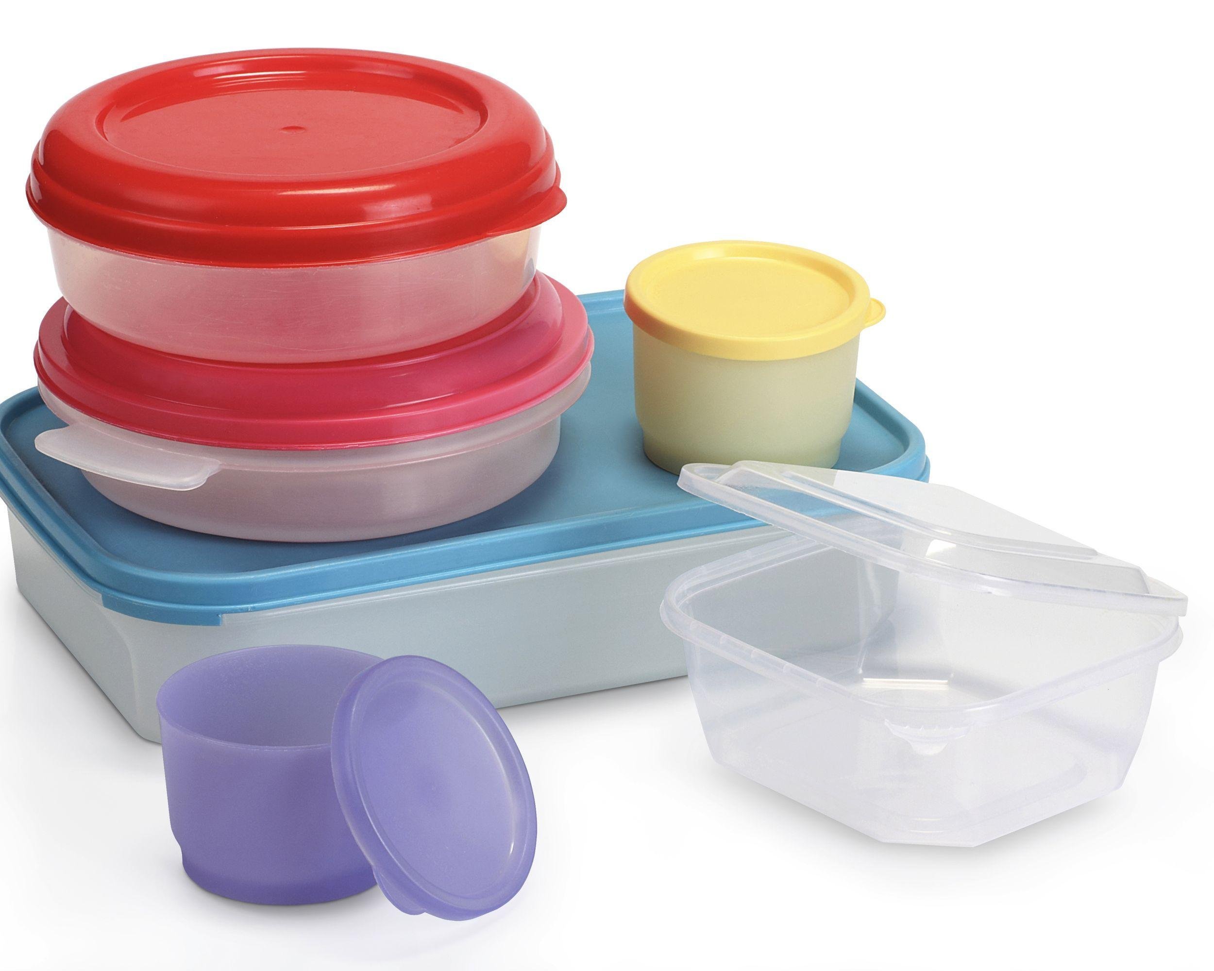 USE KIDS' PLATES WITH LIDS