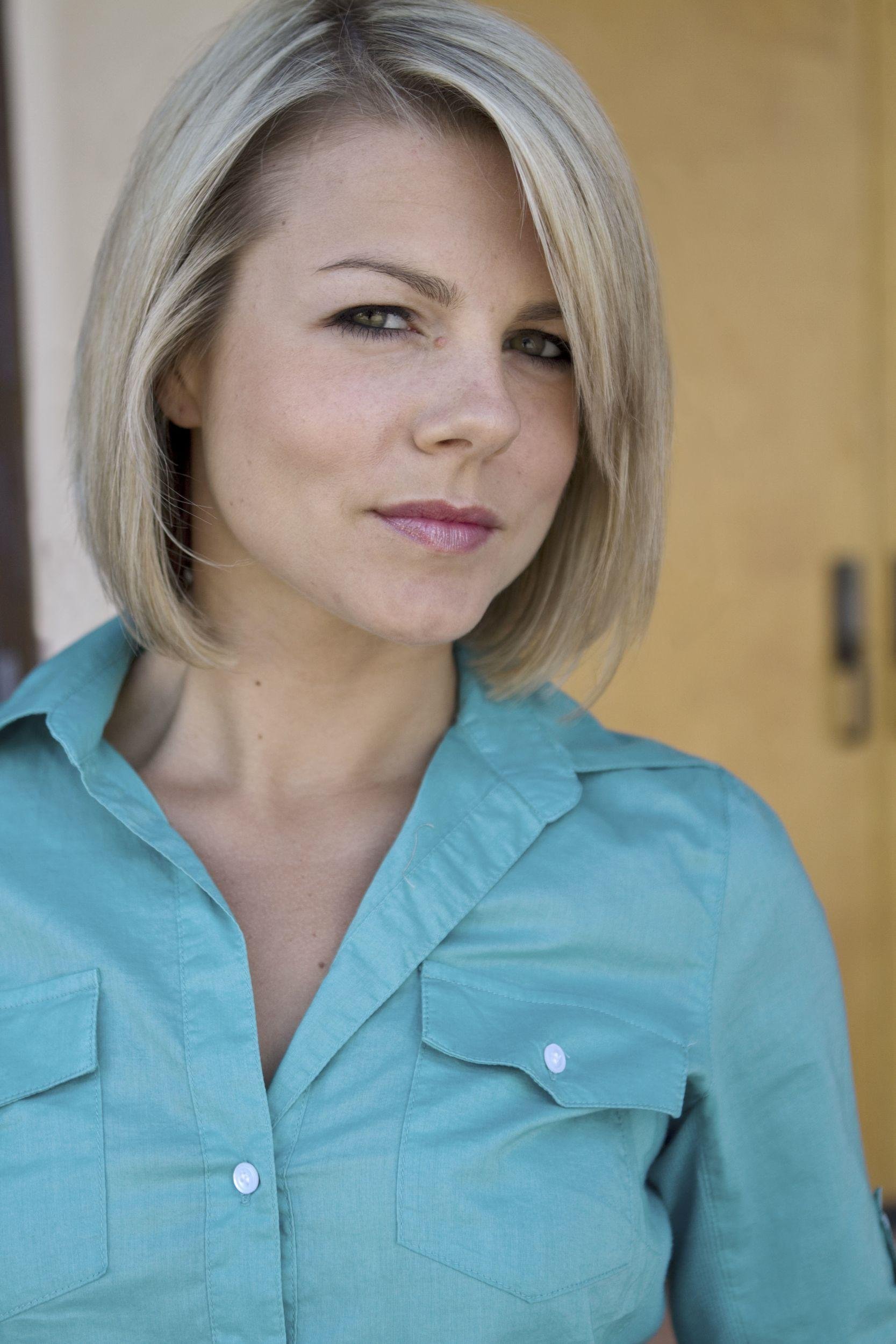 ANDREA WOROCH
