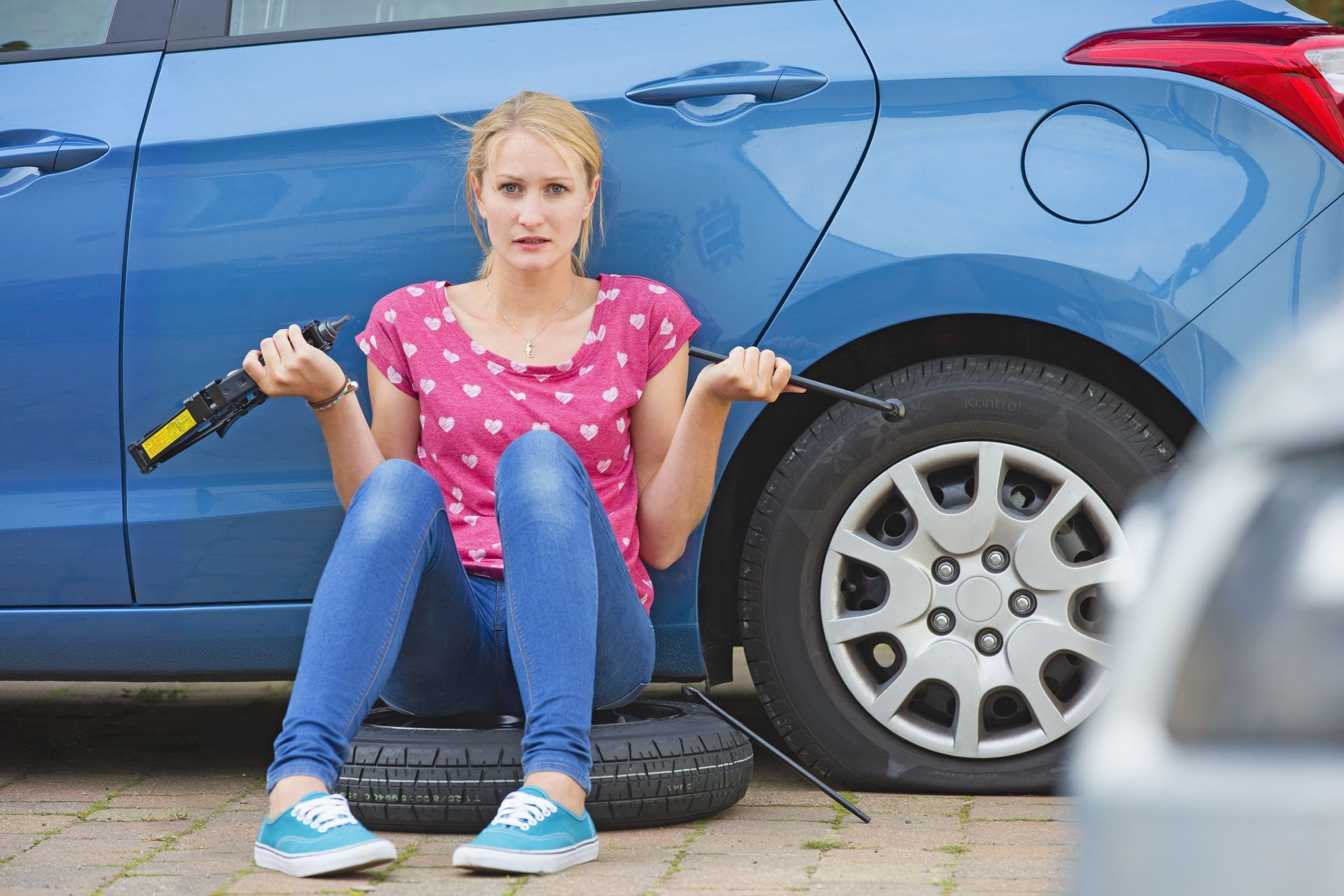 PRACTICAL ACCOMPLISHMENT: CHANGE A TIRE