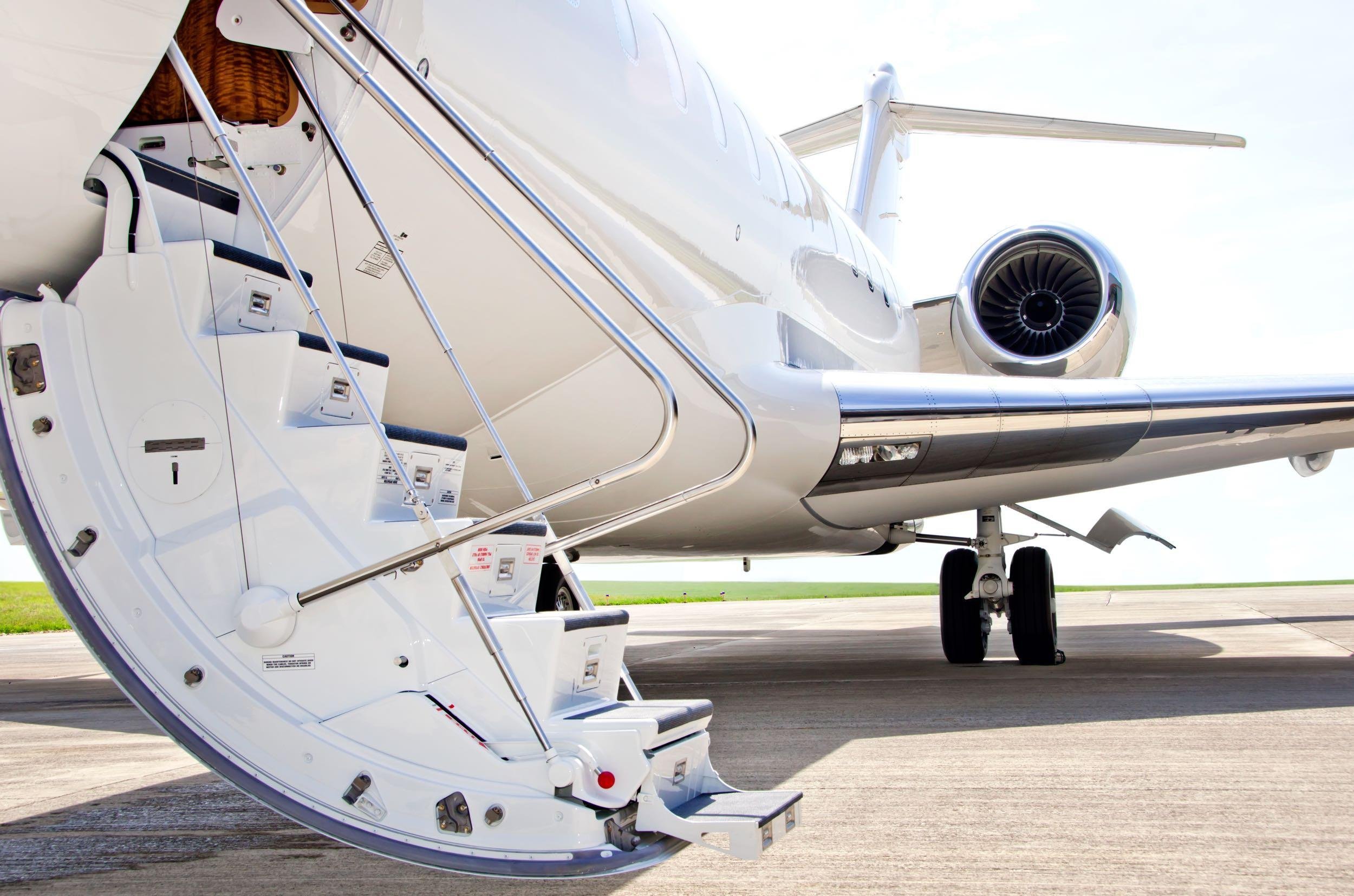 EMPTY LEGS -- THE KEY TO SCORING CHEAP PRIVATE JET FARES