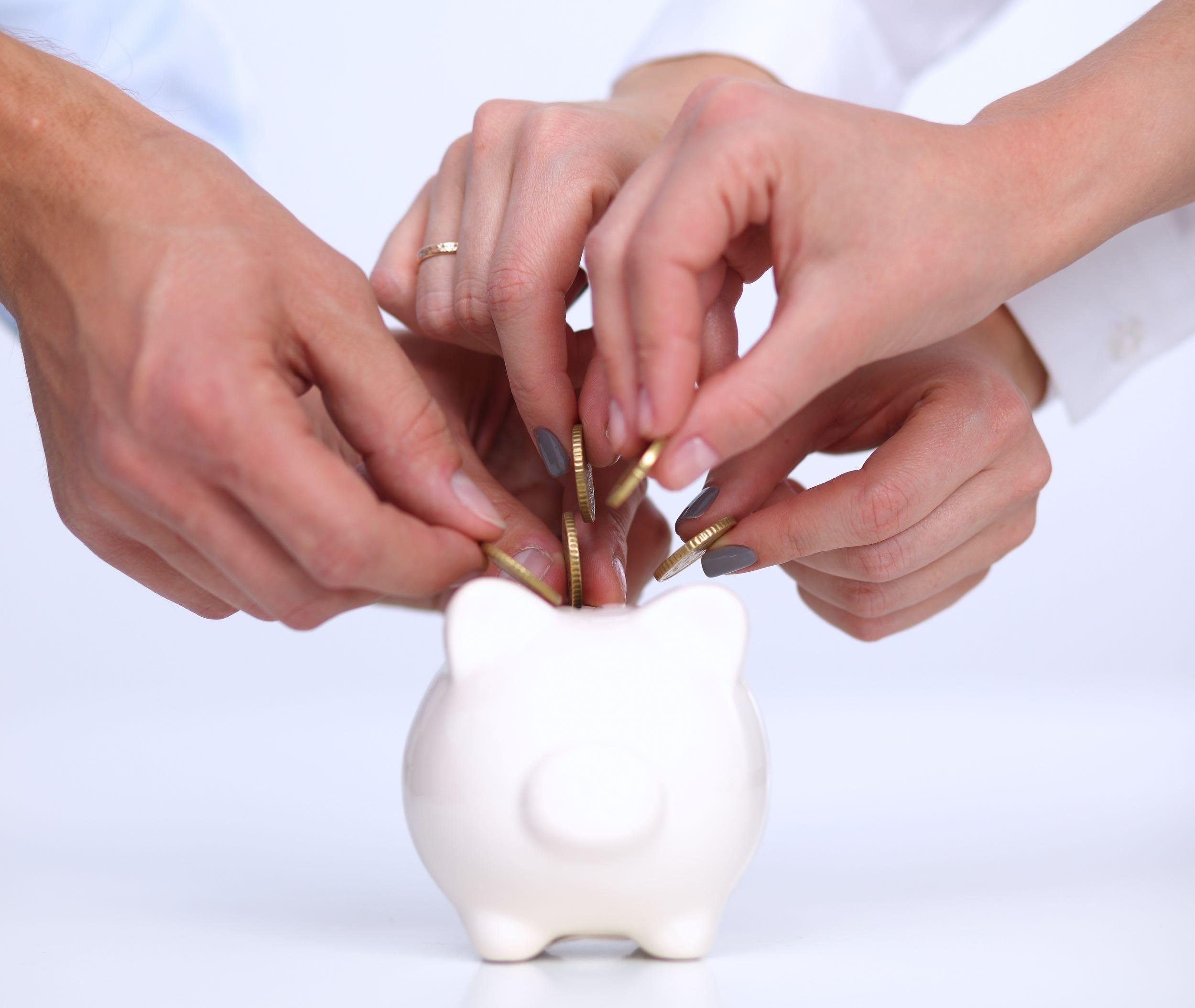 SPLIT THE BRIDAL SHOWER EXPENSE