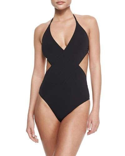 THE LOOK: MONOKINI