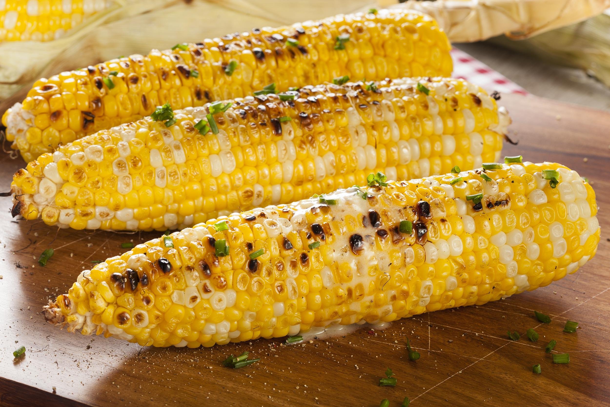 GRILLED CORN