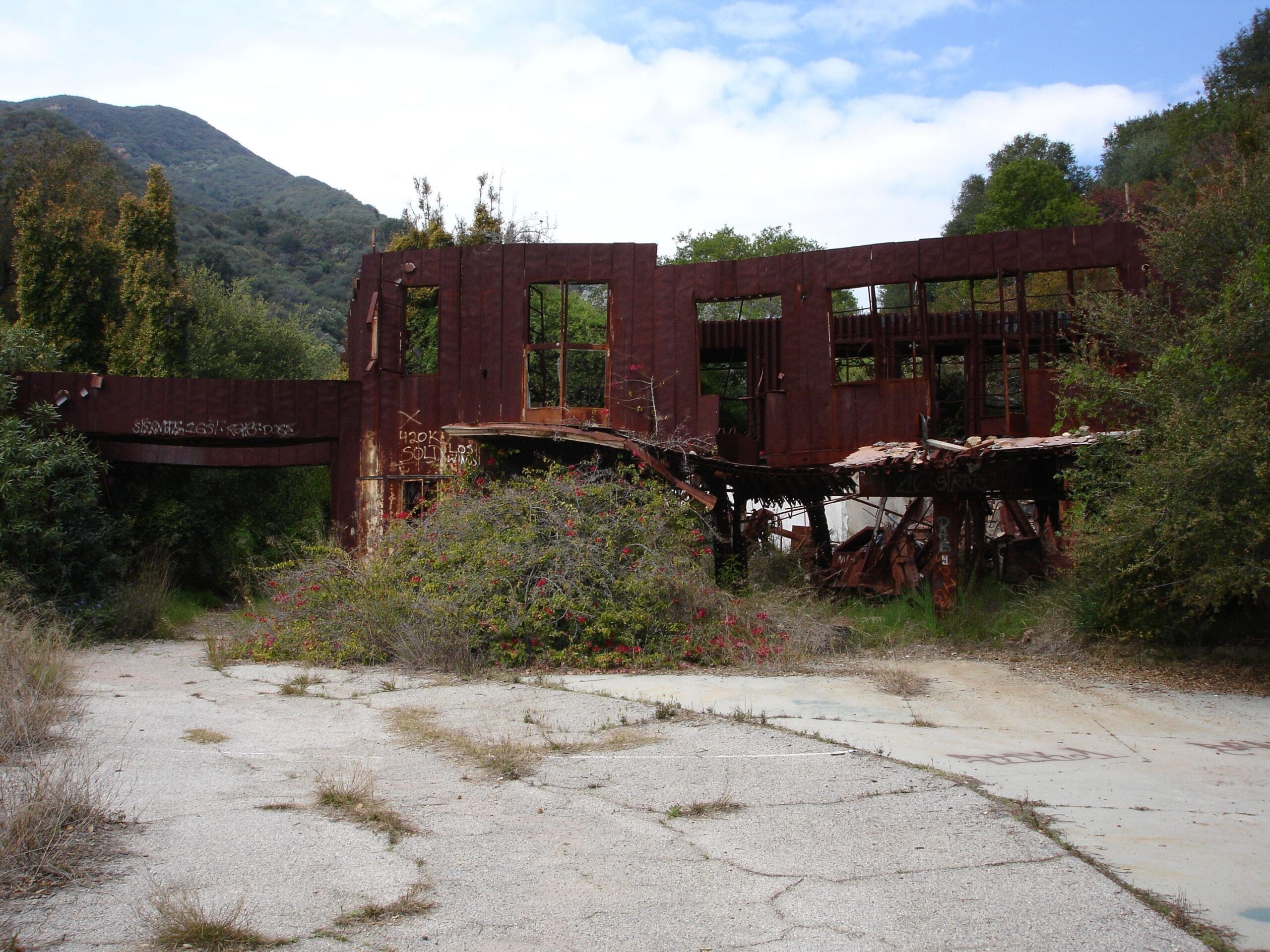 HIKE INTO HISTORY: MURPHY RANCH