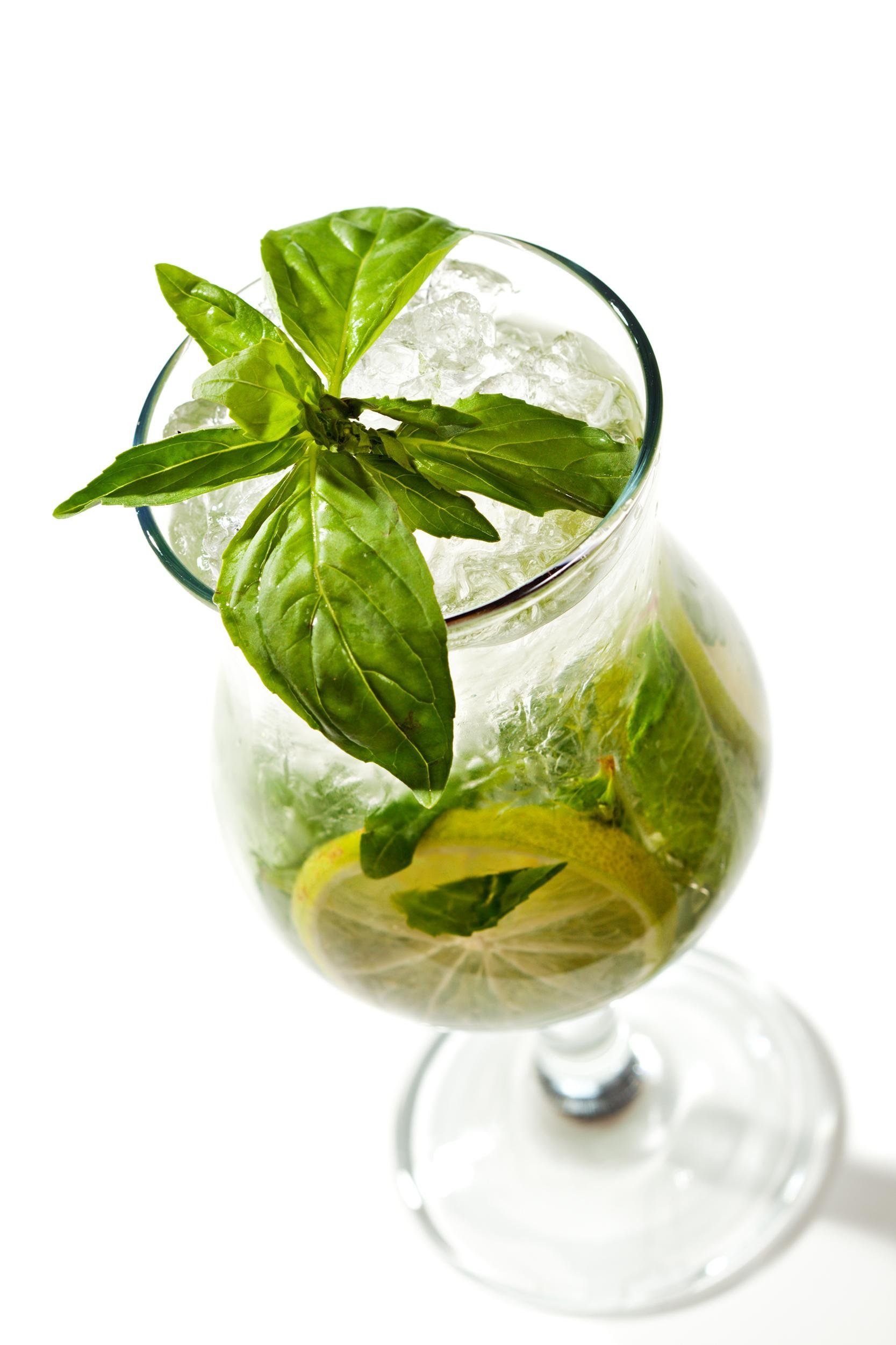 BASIL SPRITZ ($1.73/SERVING)