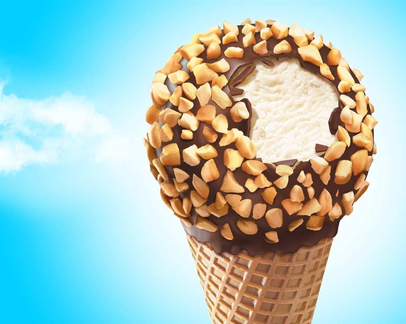 BEST BUDGET ICE CREAM CONE: NESTLÉ DRUMSTICK (92 CENTS)