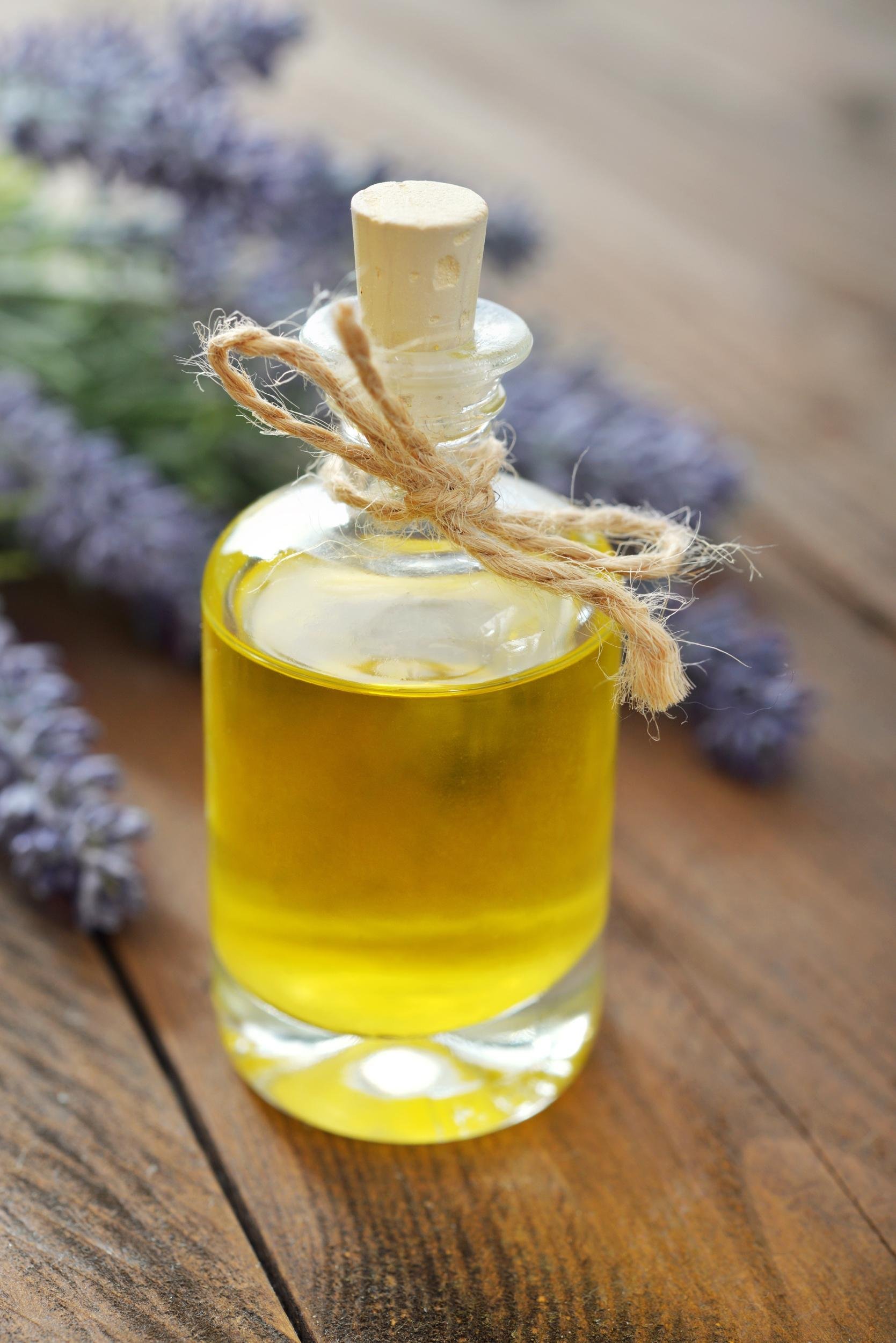 MIX WITH A CARRIER OIL