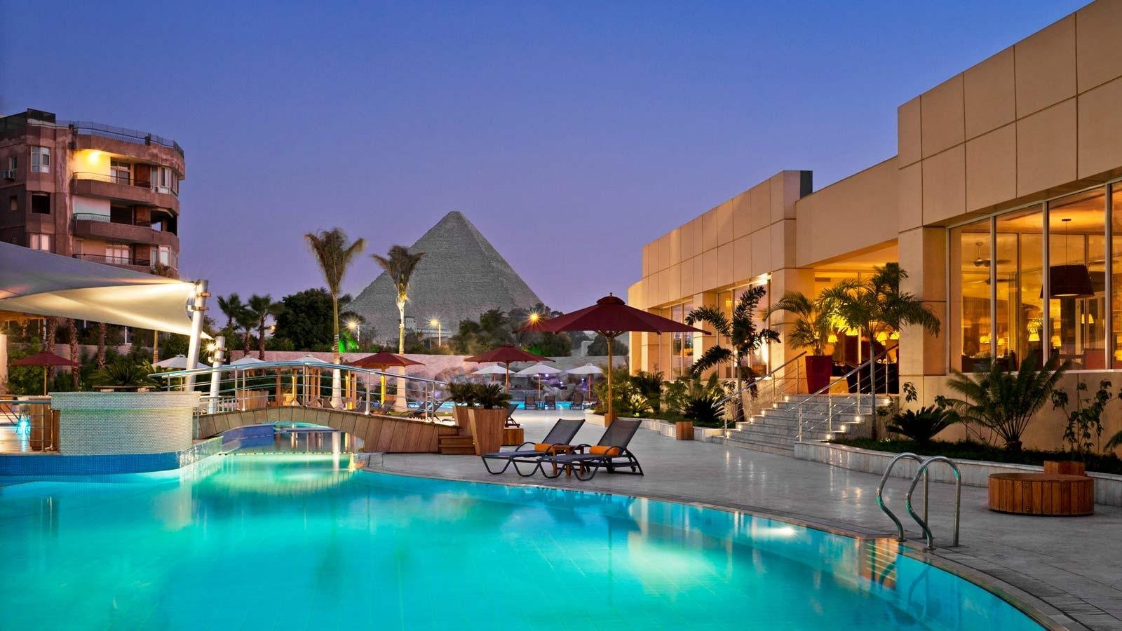 LE MÉRIDIEN PYRAMIDS: CAIRO, EGYPT