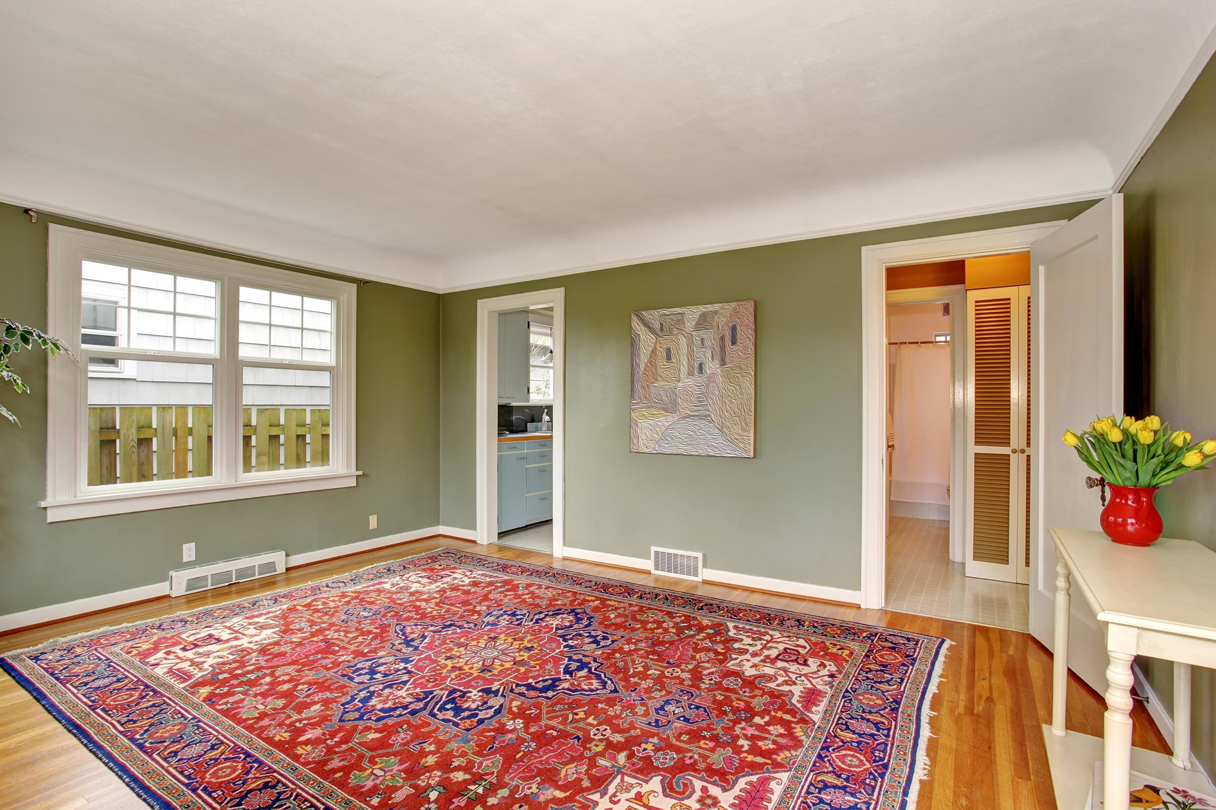 OPT FOR A LARGE RUG