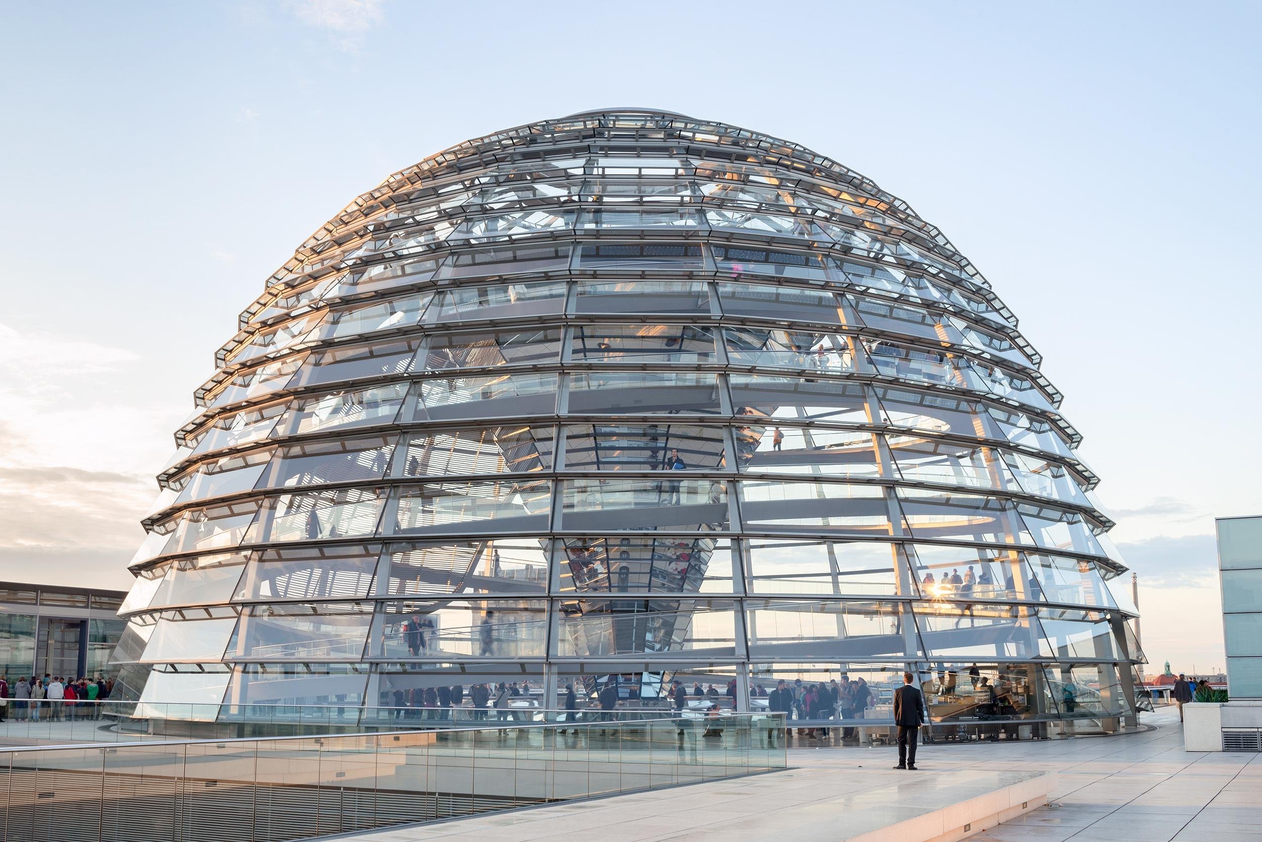 RIDE UP TO THE REICHSTAG DOME