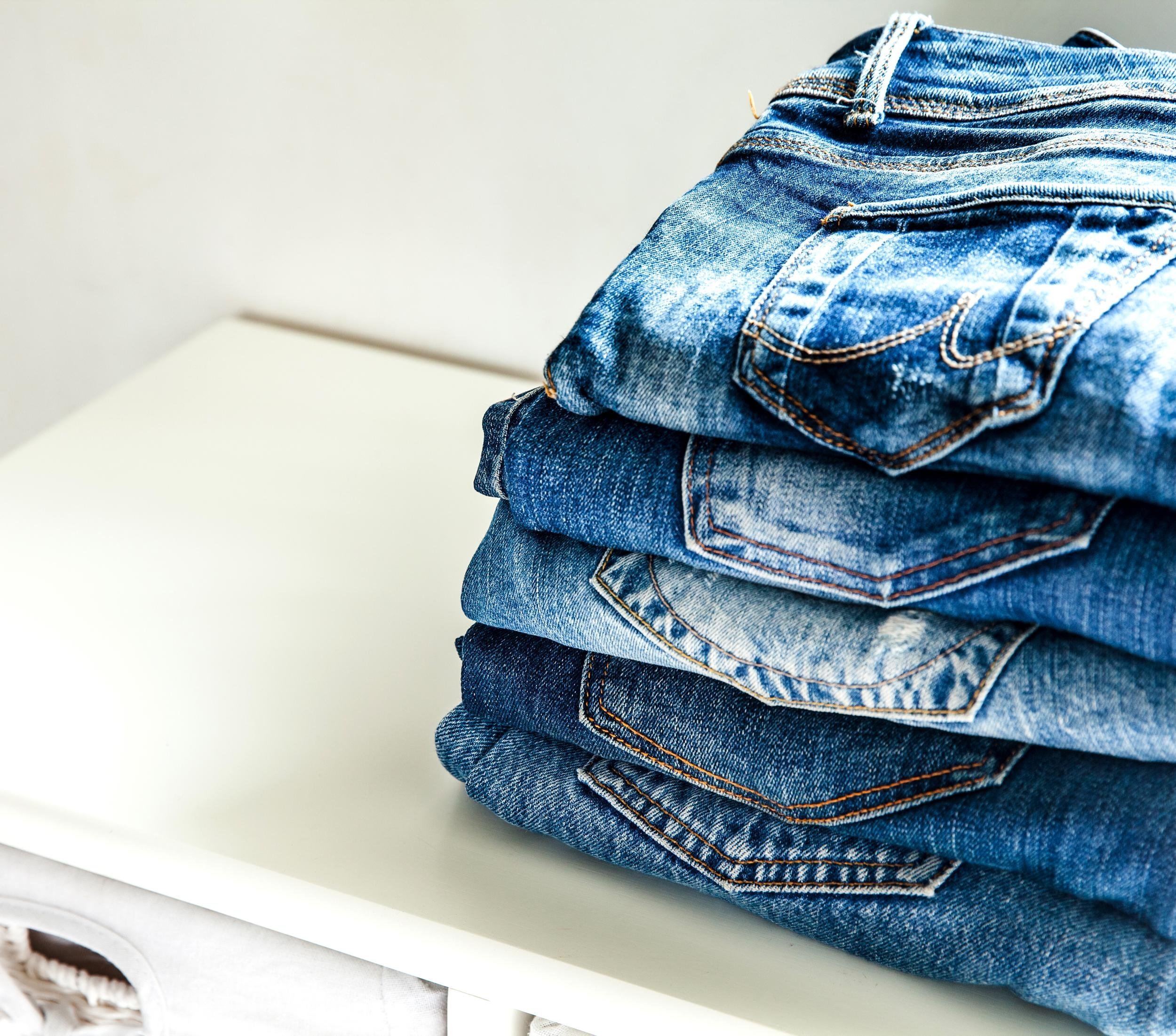 STOCK UP ON JEANS