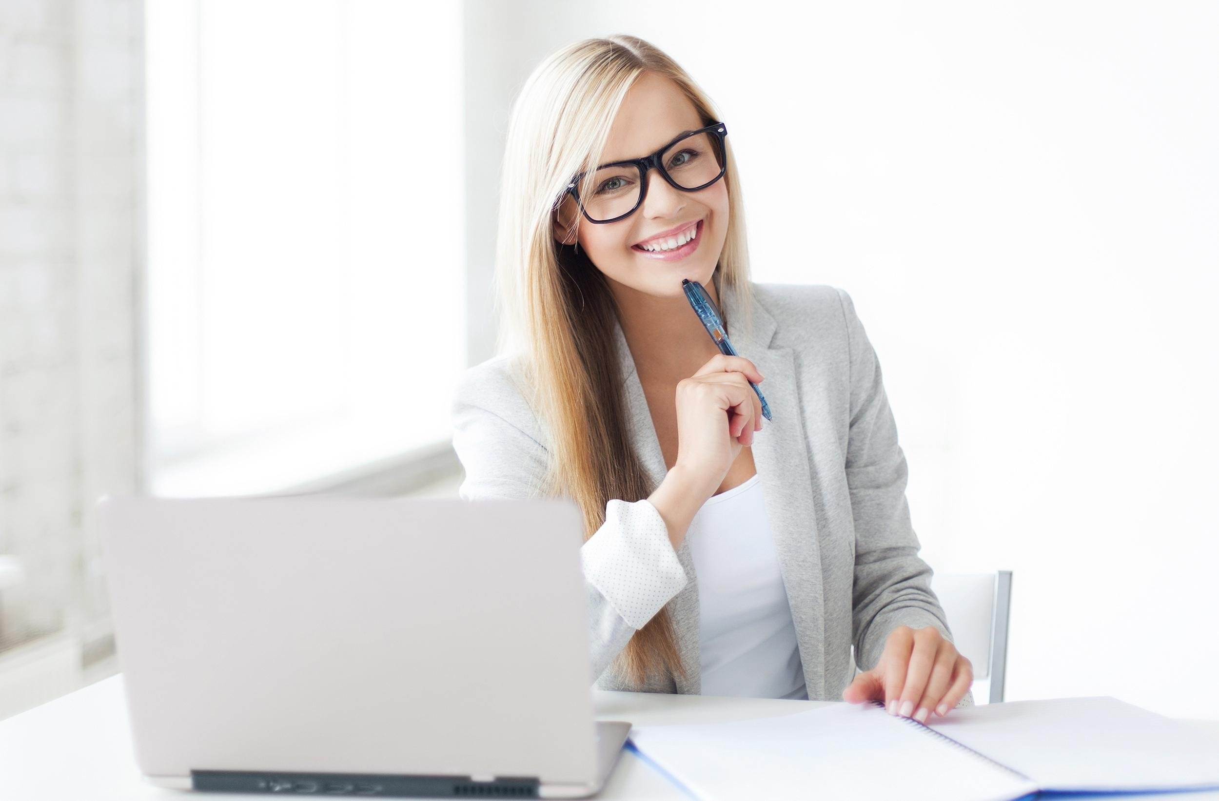 FREELANCE WRITER