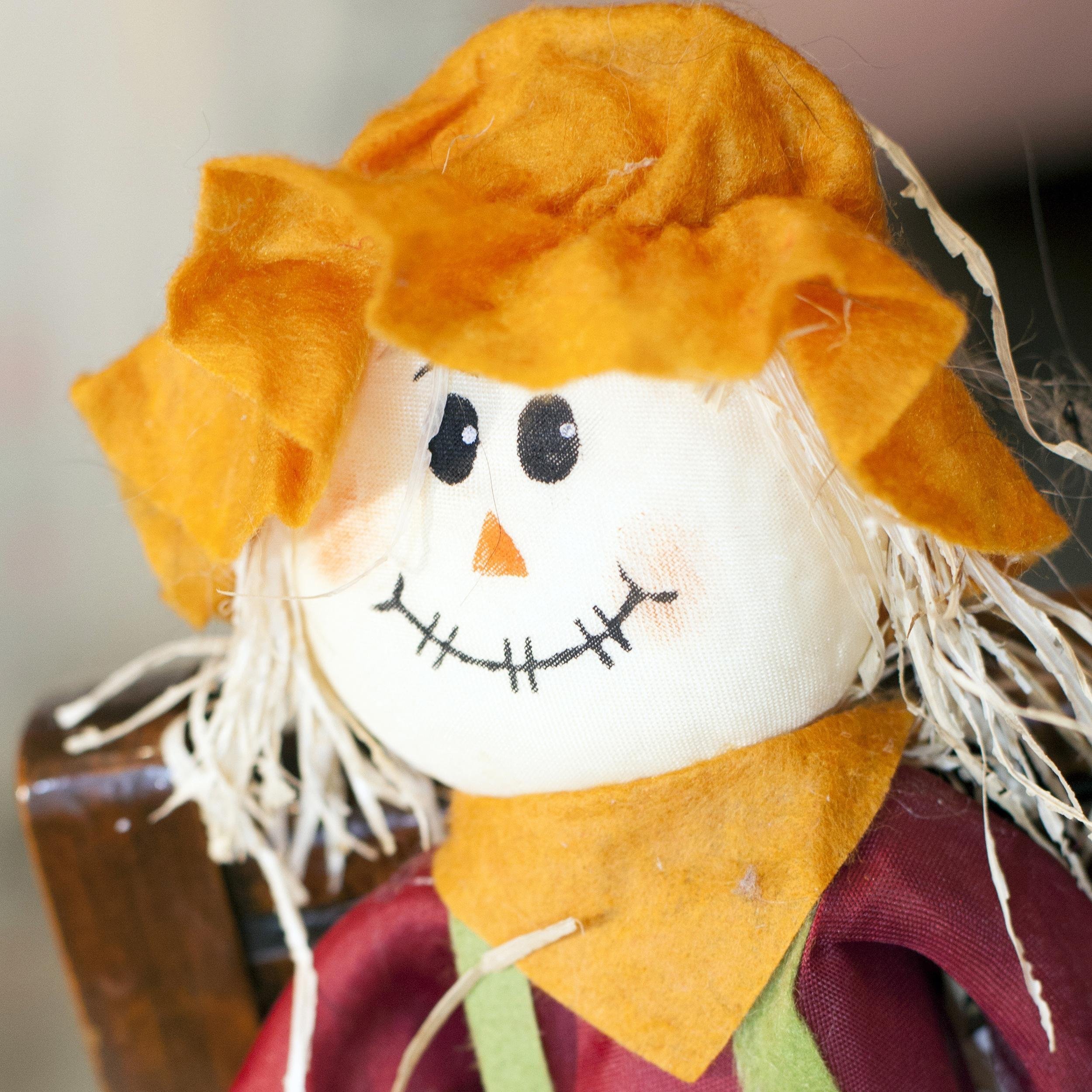 STUFFED SCARECROW