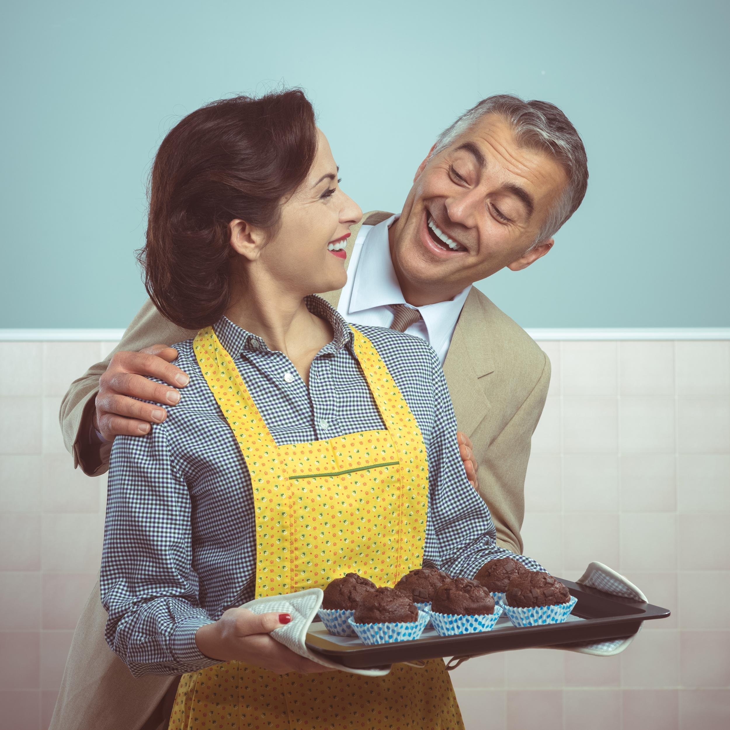 HOUSEWIFE AND HUSBAND