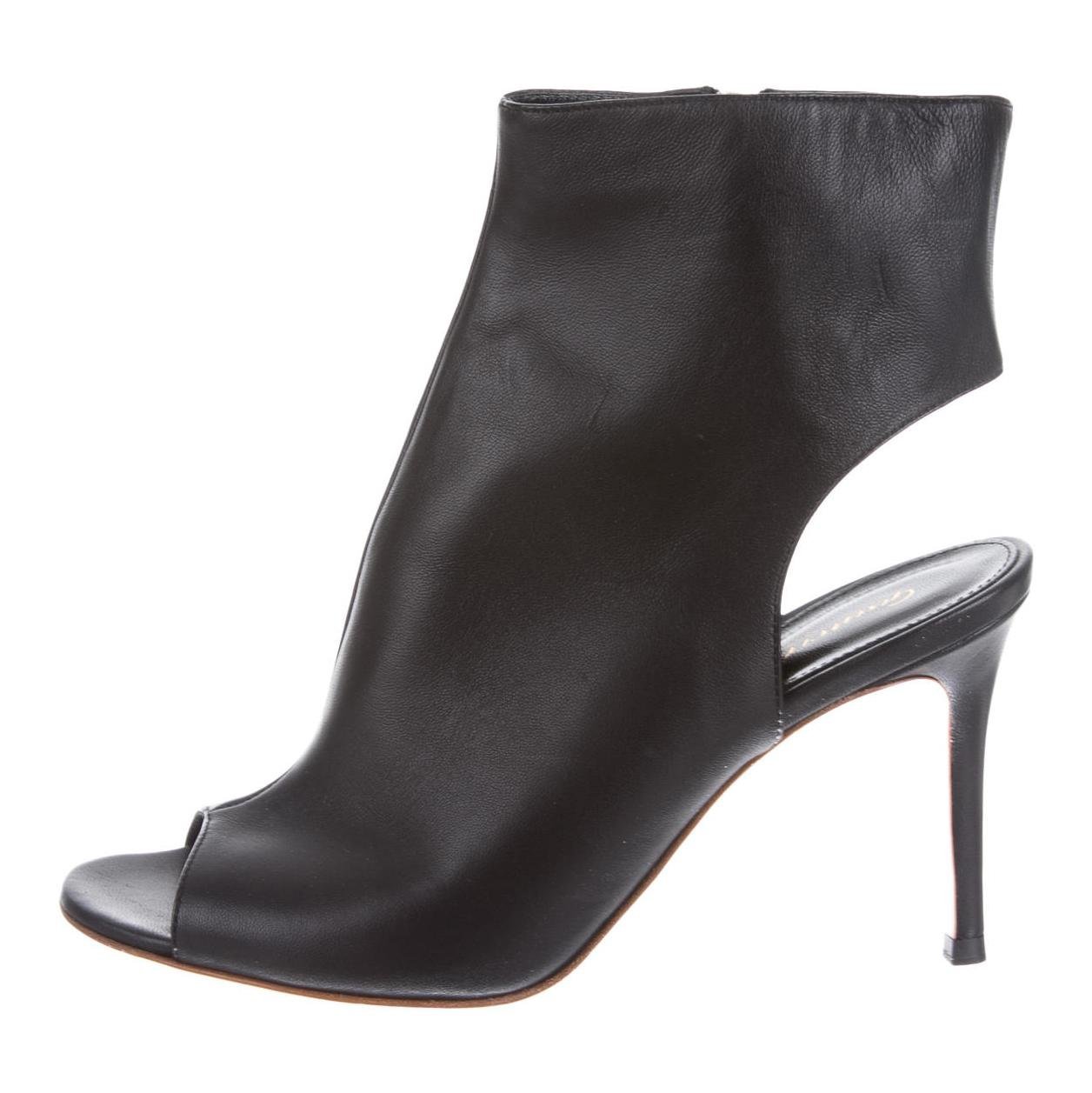 THE LOOK: PEEP-TOE STILETTO ANKLE BOOTIES