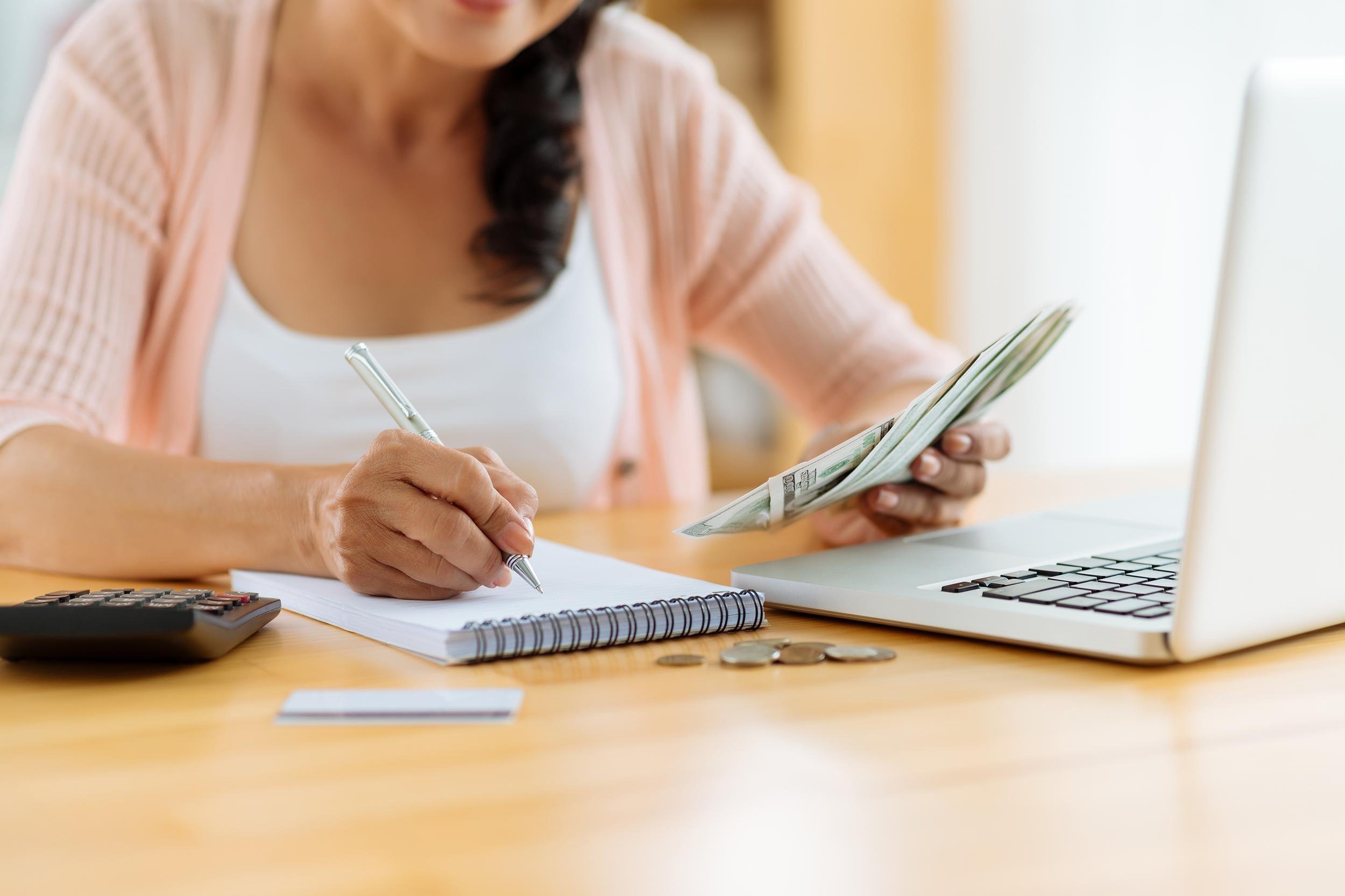 SET A BUDGET IN ADVANCE