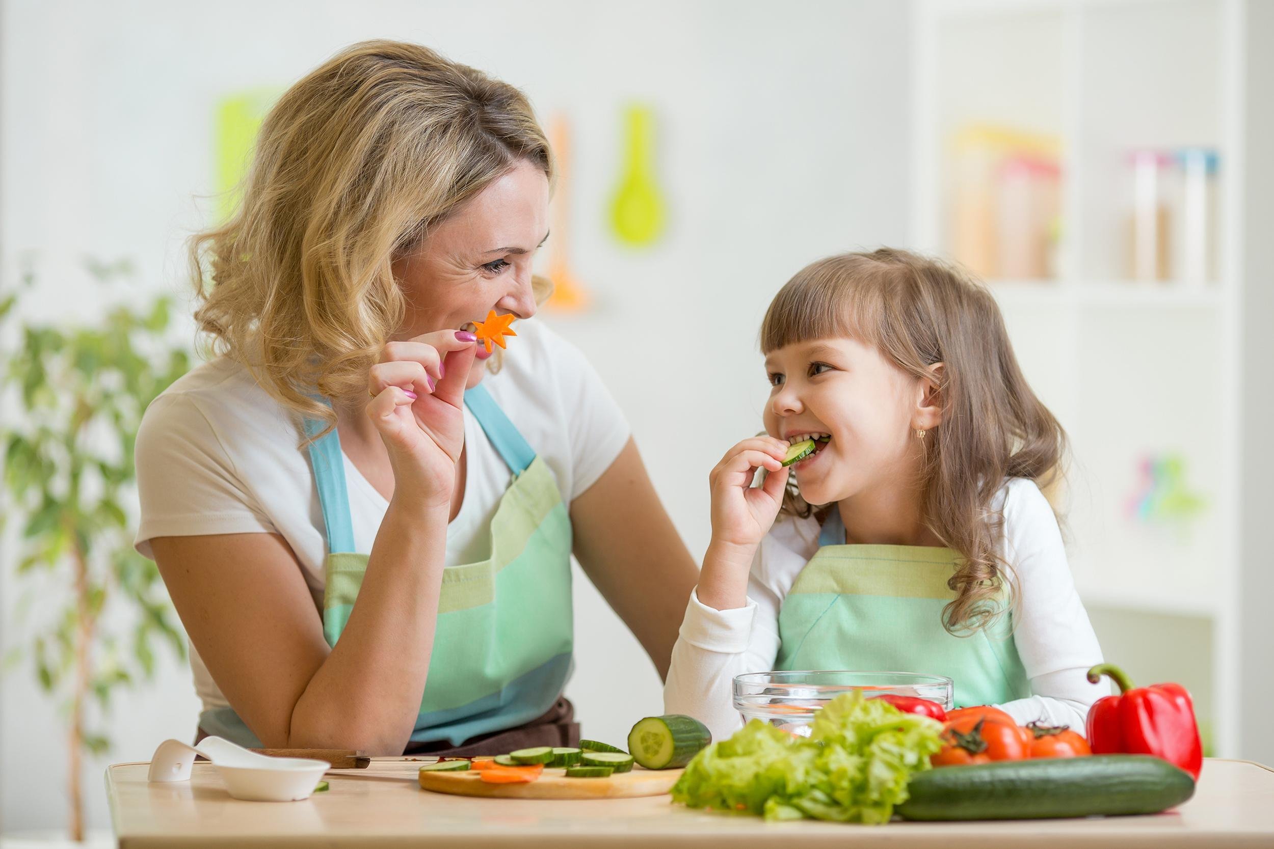 PLAN MEALS AHEAD OF TIME