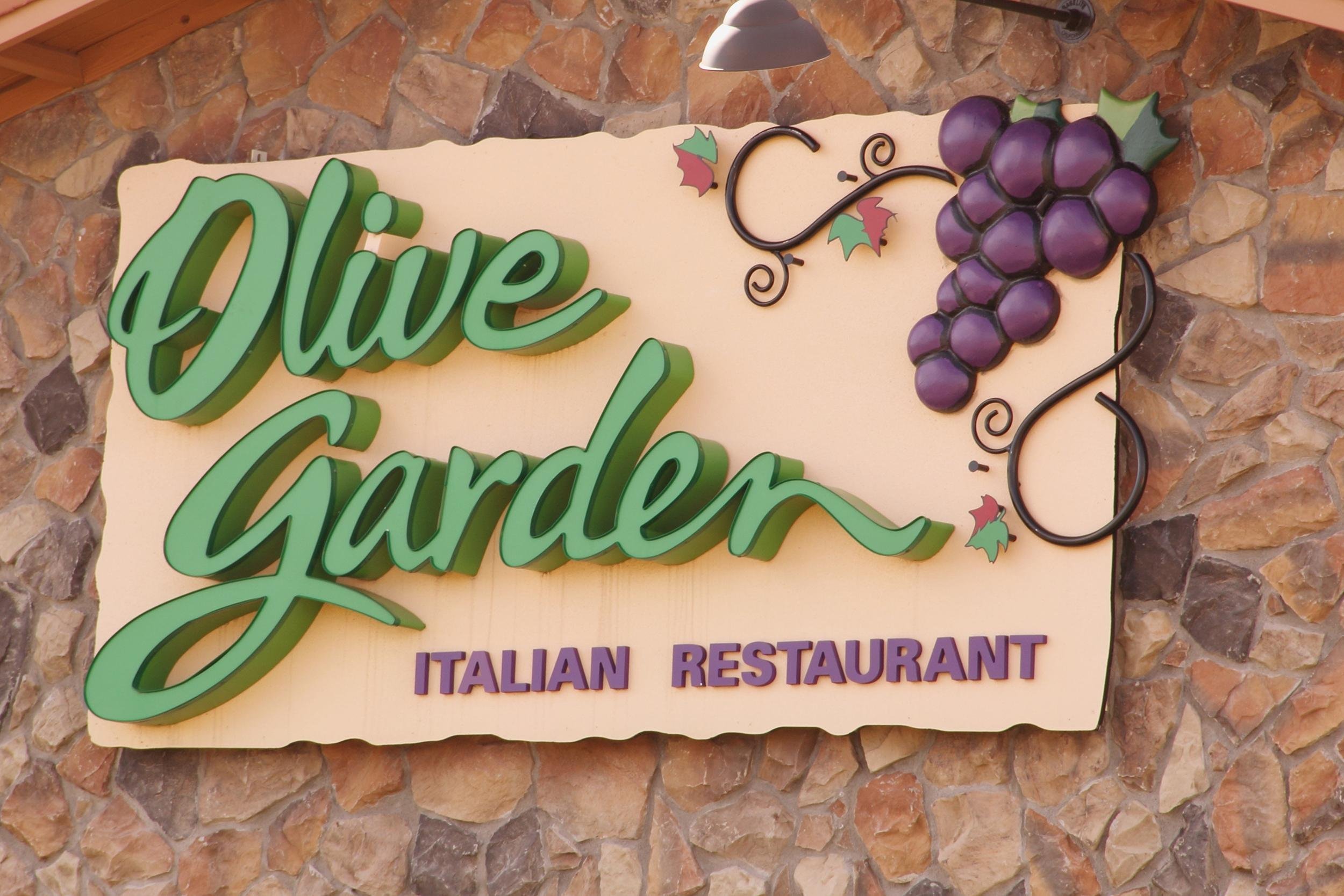 4 FREE DESSERTS FOR LEAPLINGS AT OLIVE GARDEN (DINE-IN ONLY)