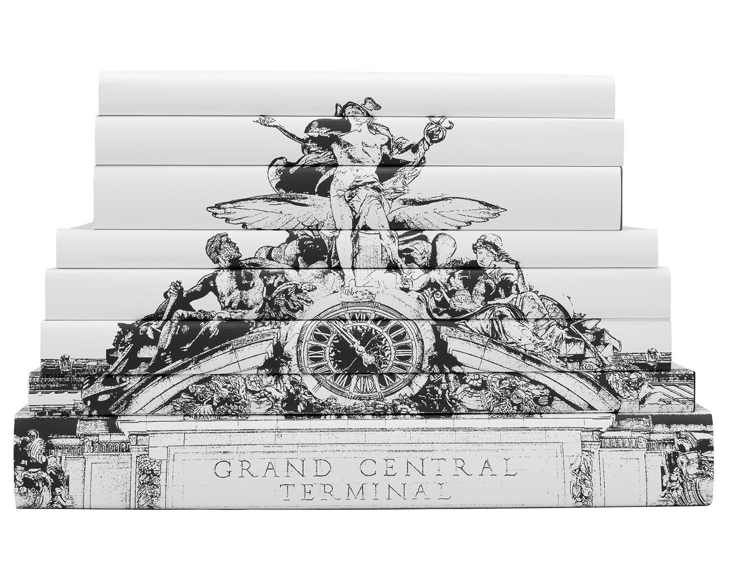 GWYNETH'S PICK: JUNIPER BOOKS NEW YORK CITY GRAND CENTRAL SET