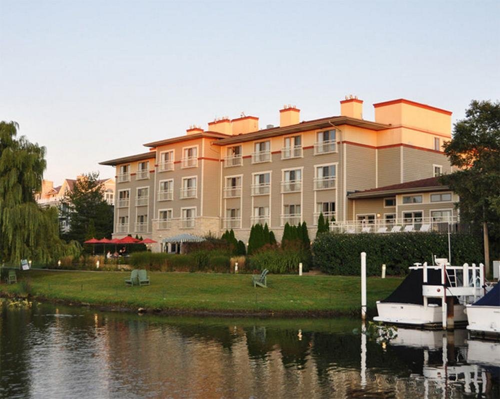 MICHIGAN: HARBOR GRAND, NEW BUFFALO