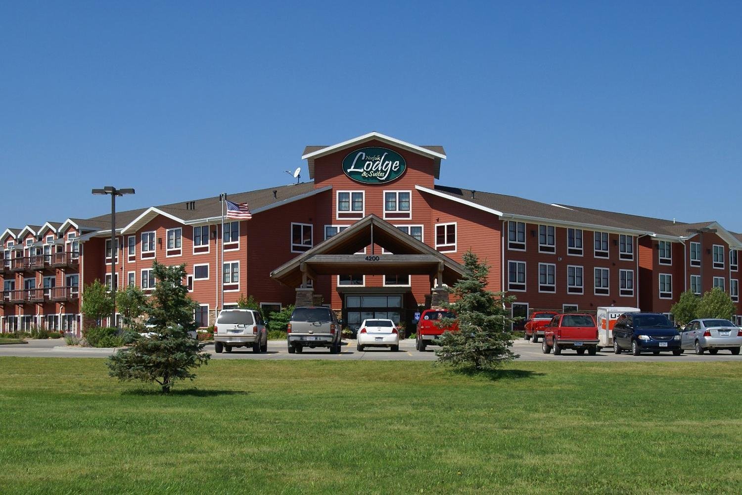 NEBRASKA: NORFOLK LODGE AND SUITES