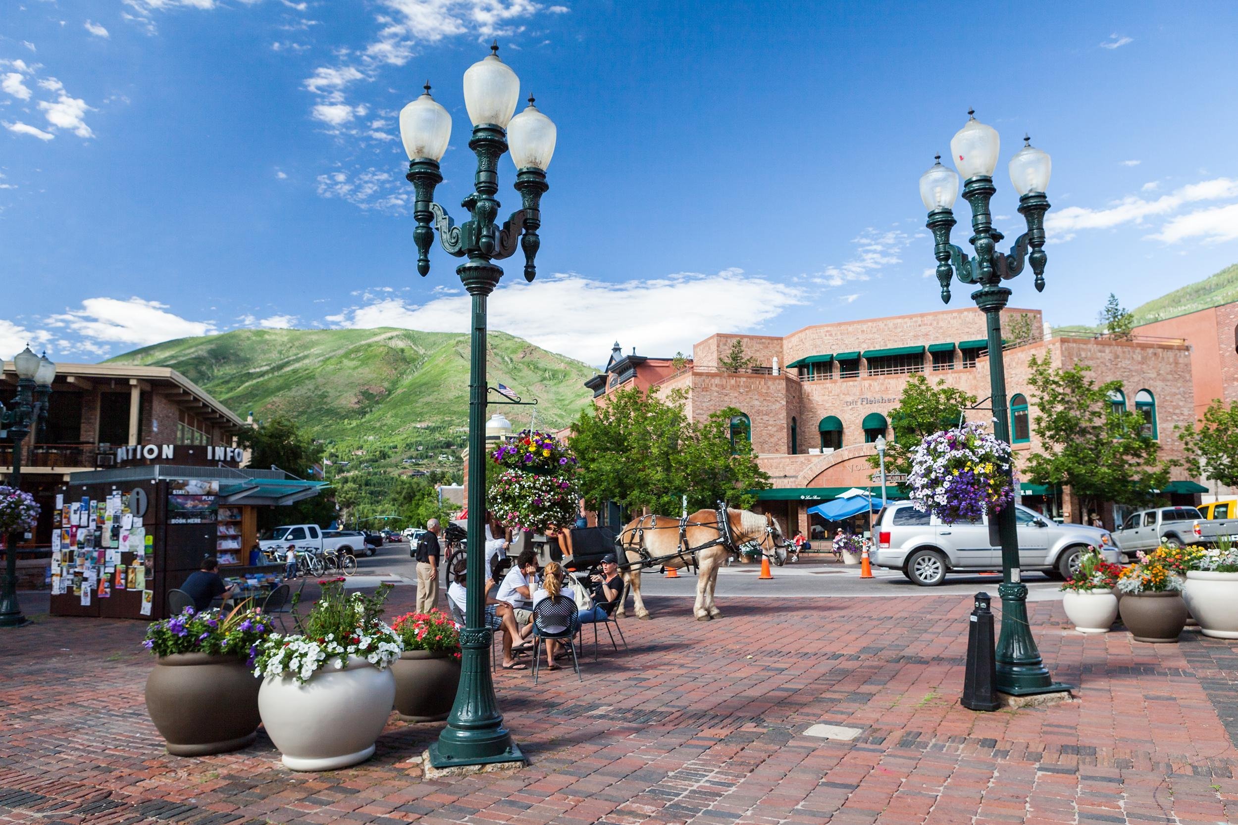 OFF-SEASON SKI RESORTS