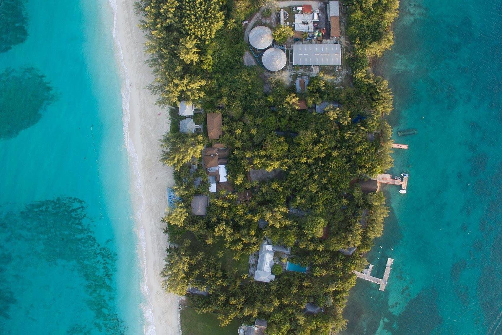 SIVANANDA ASHRAM YOGA RETREAT, PARADISE ISLAND, NASSAU, BAHAMAS