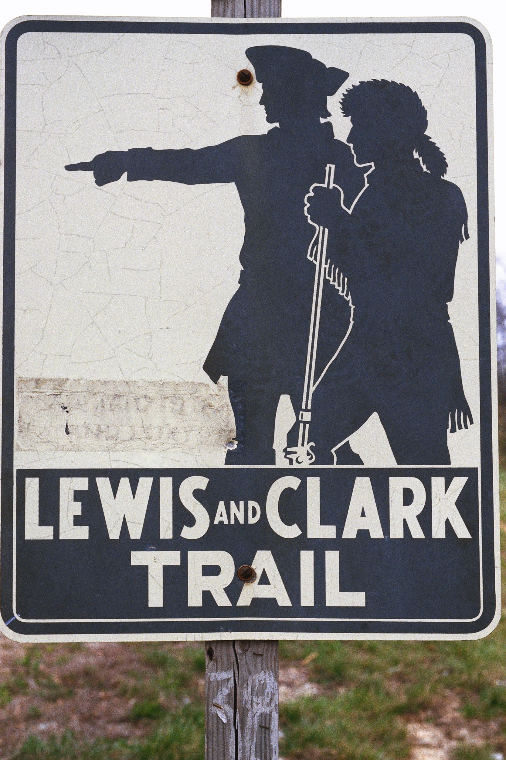 LEWIS AND CLARK TRAIL