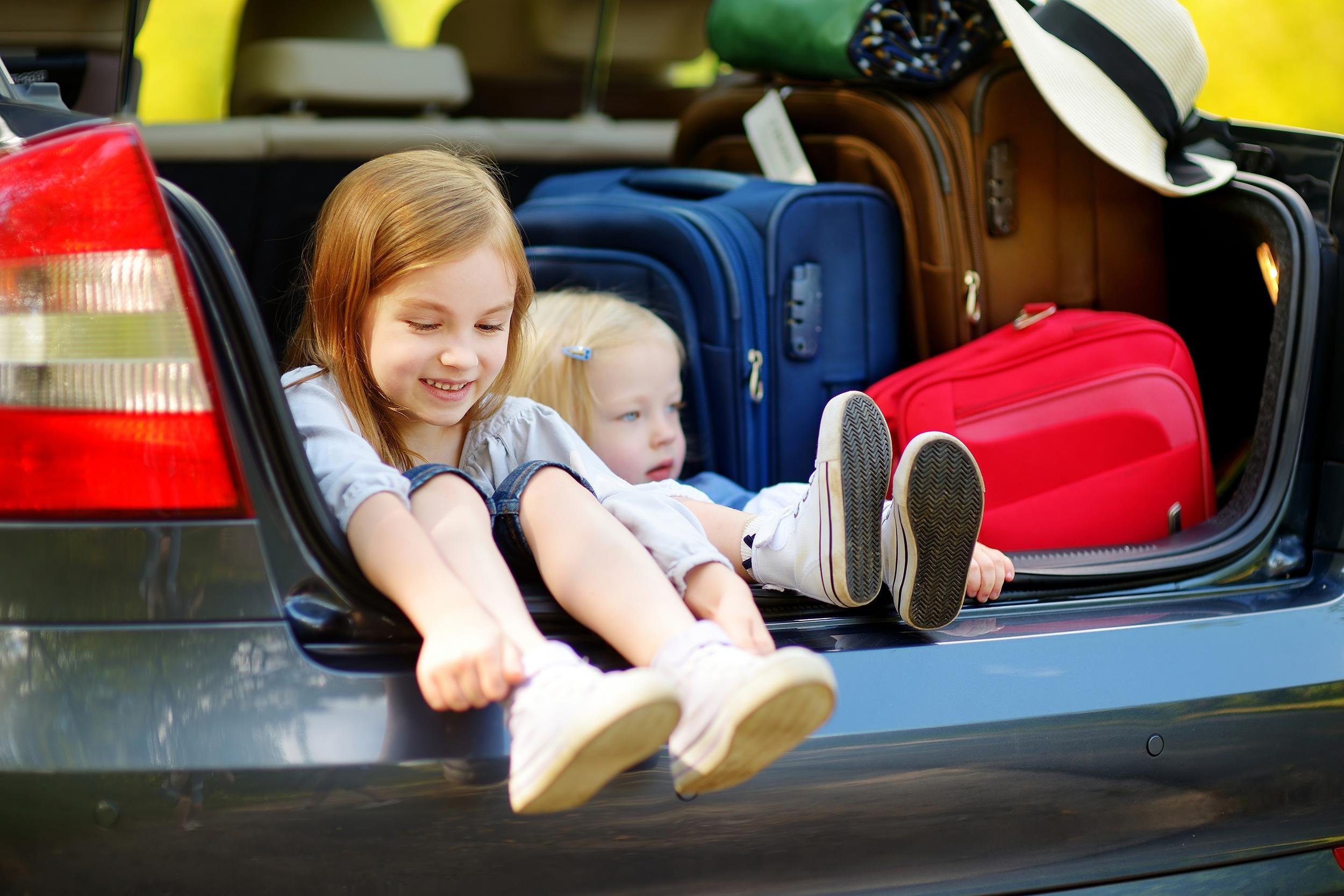 PLAN FREE ACTIVITIES FOR KIDS