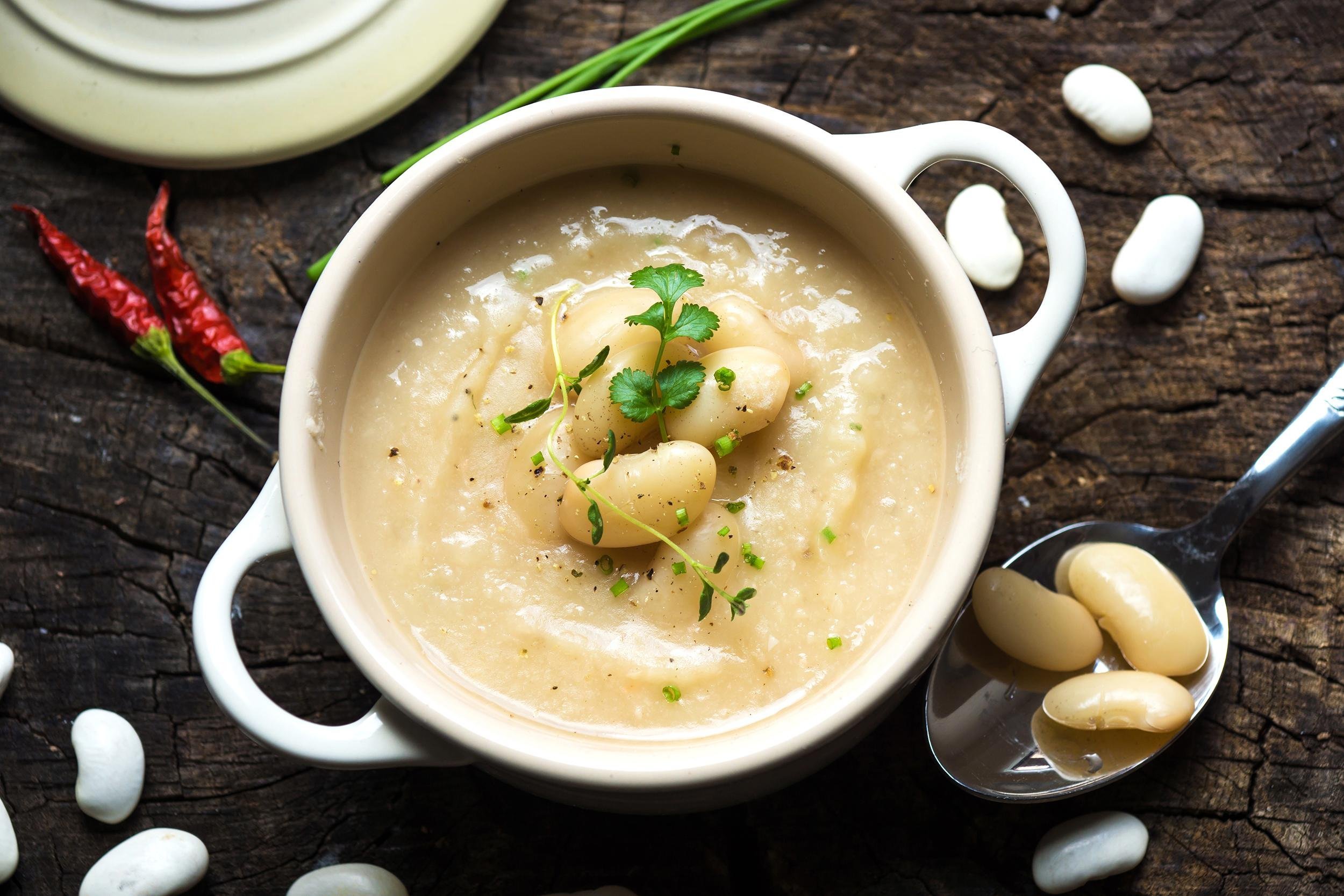 TUSCAN WHITE BEAN SOUP