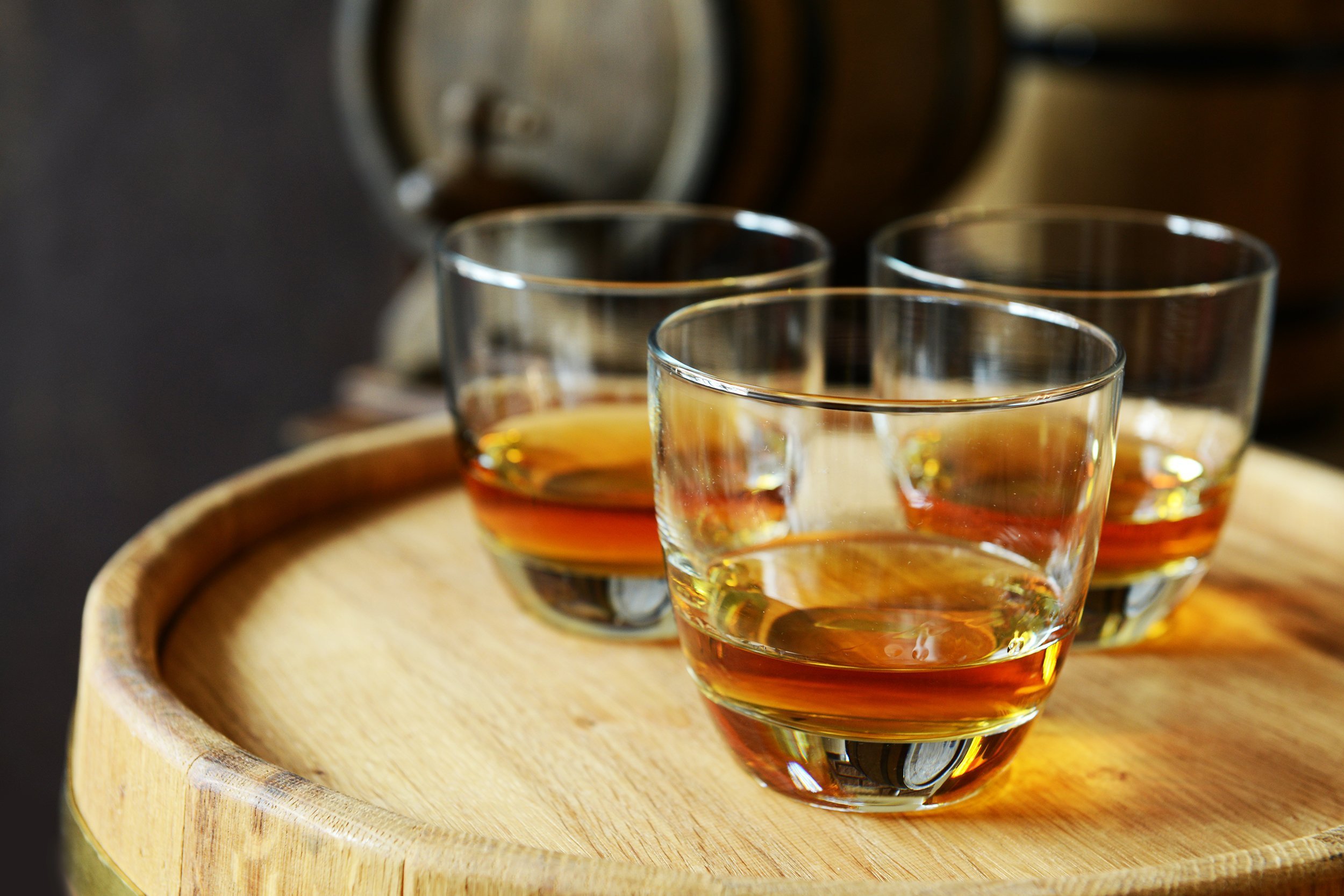 SET UP A WHISKEY TASTING