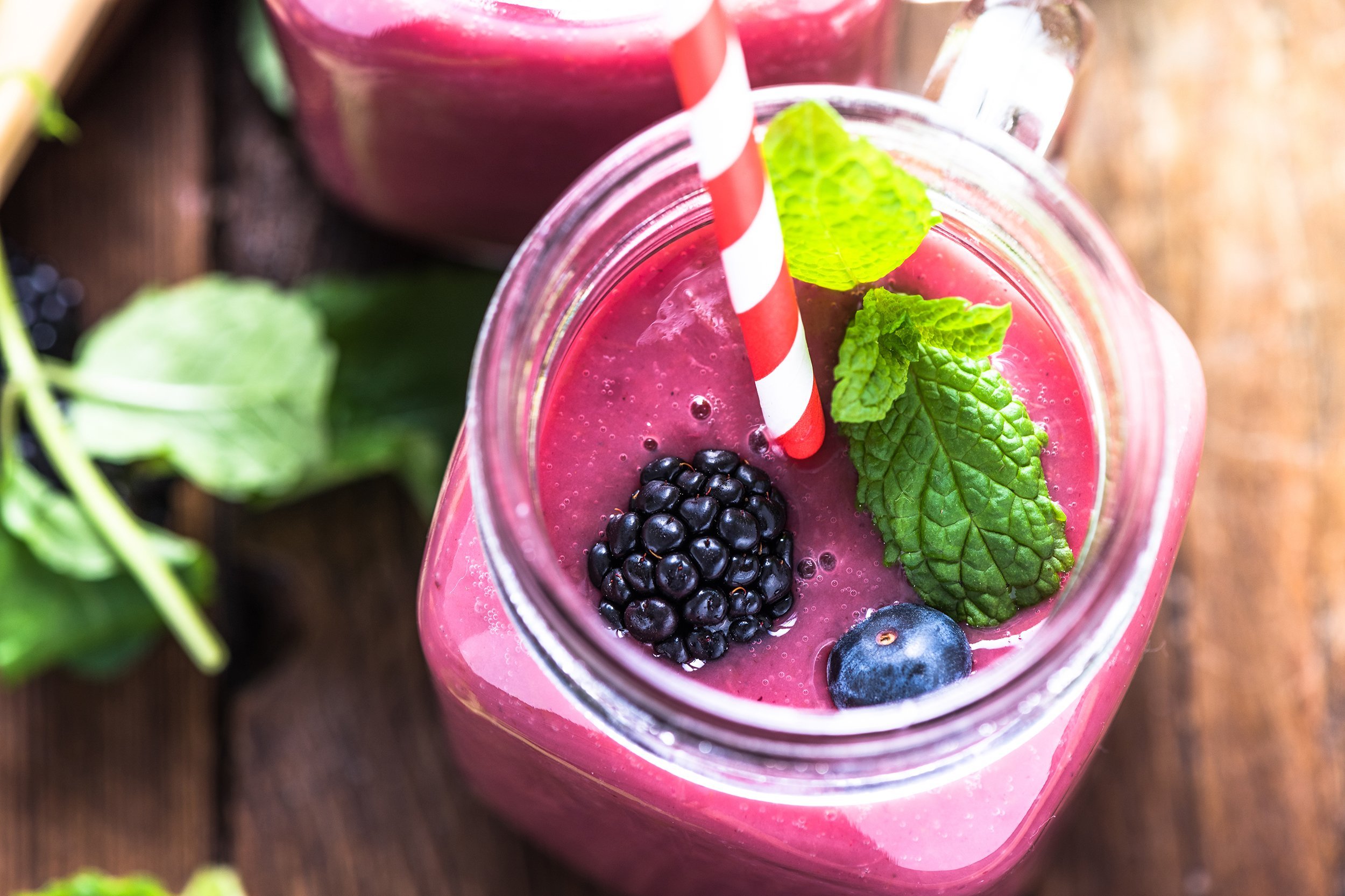 MIXED BERRY SMOOTHIE