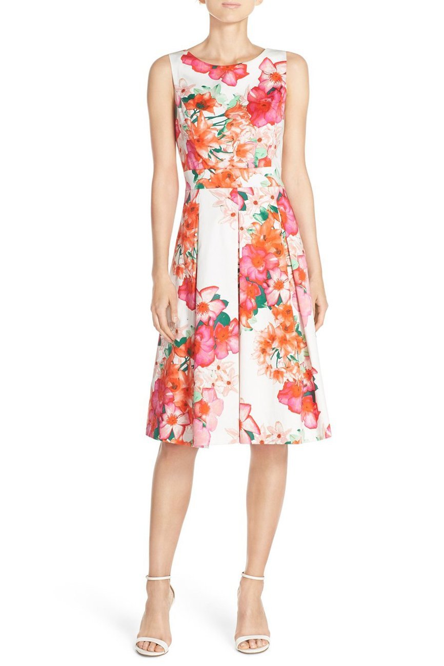 THE LOOK: FIT AND FLARE DRESS