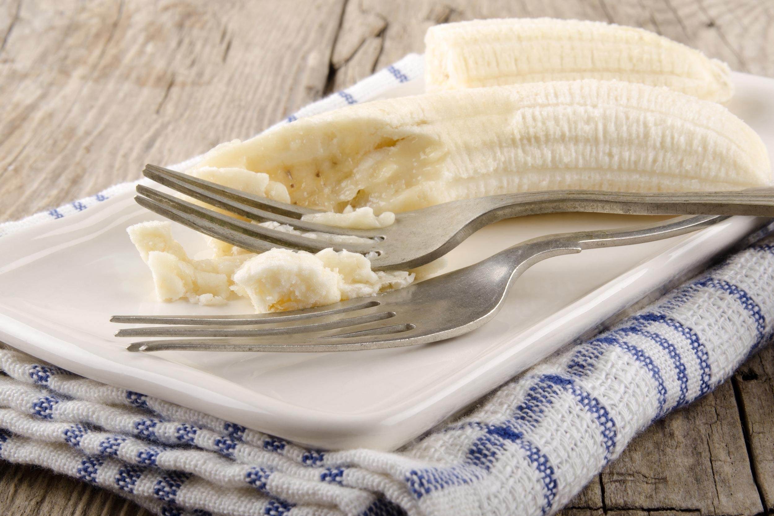 DEEP CONDITION WITH BANANAS