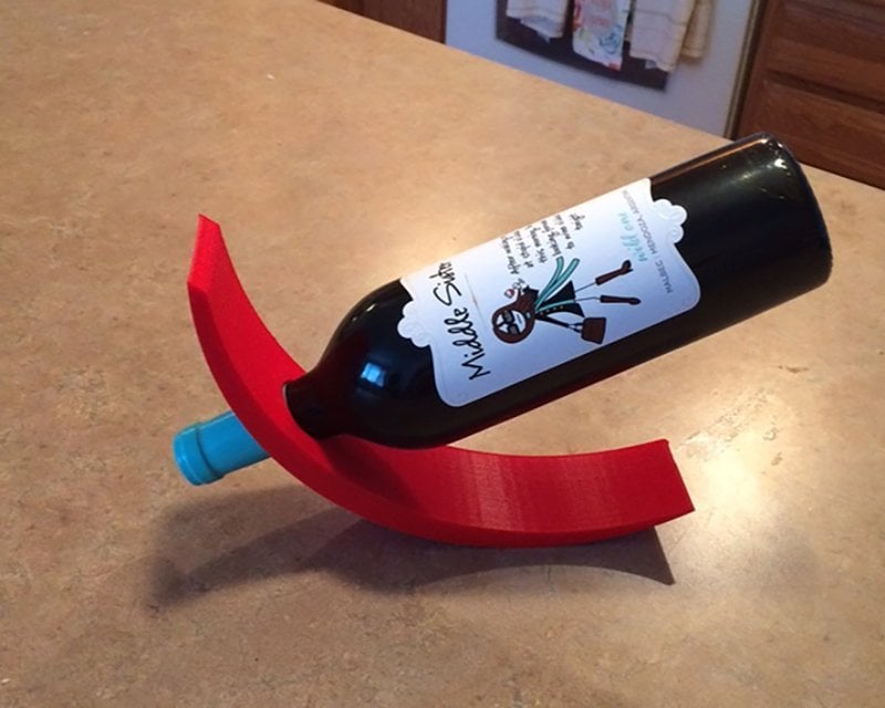 Curved Balancing Wine Holder