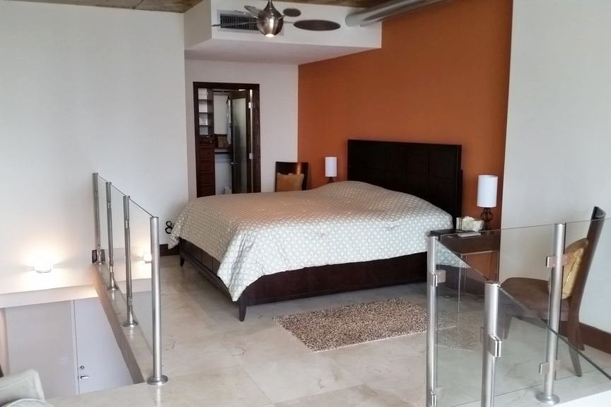 Huge Condo in Miami
