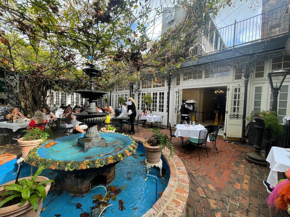 The Court of Two Sisters, New Orleans