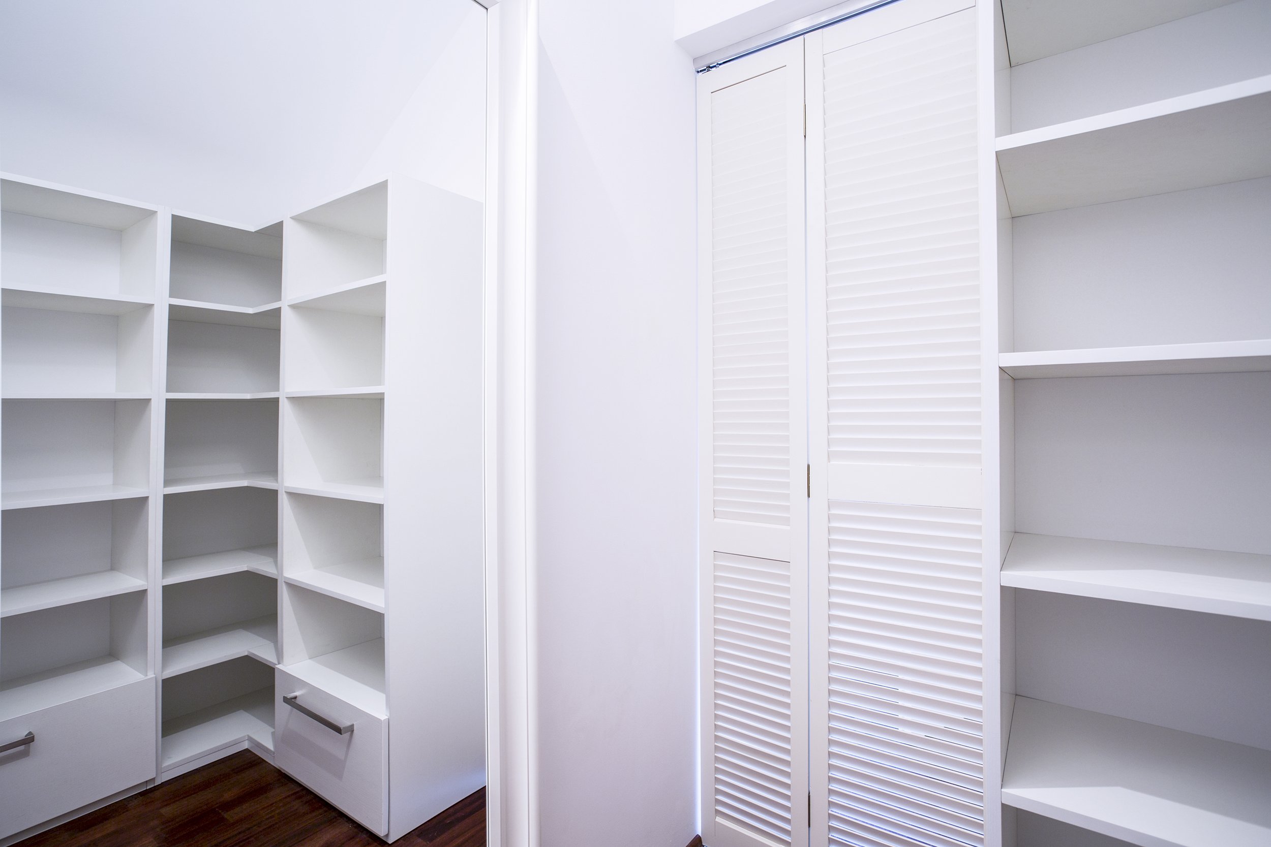 SELLERS: EMPHASIZE STORAGE