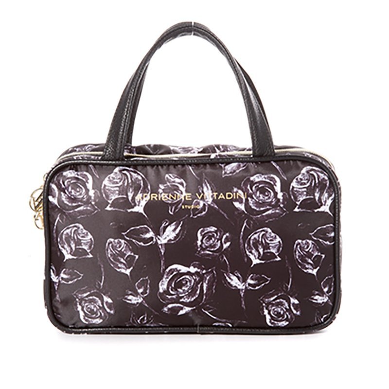 Adrienne Vittadini Hanging Beauty Case