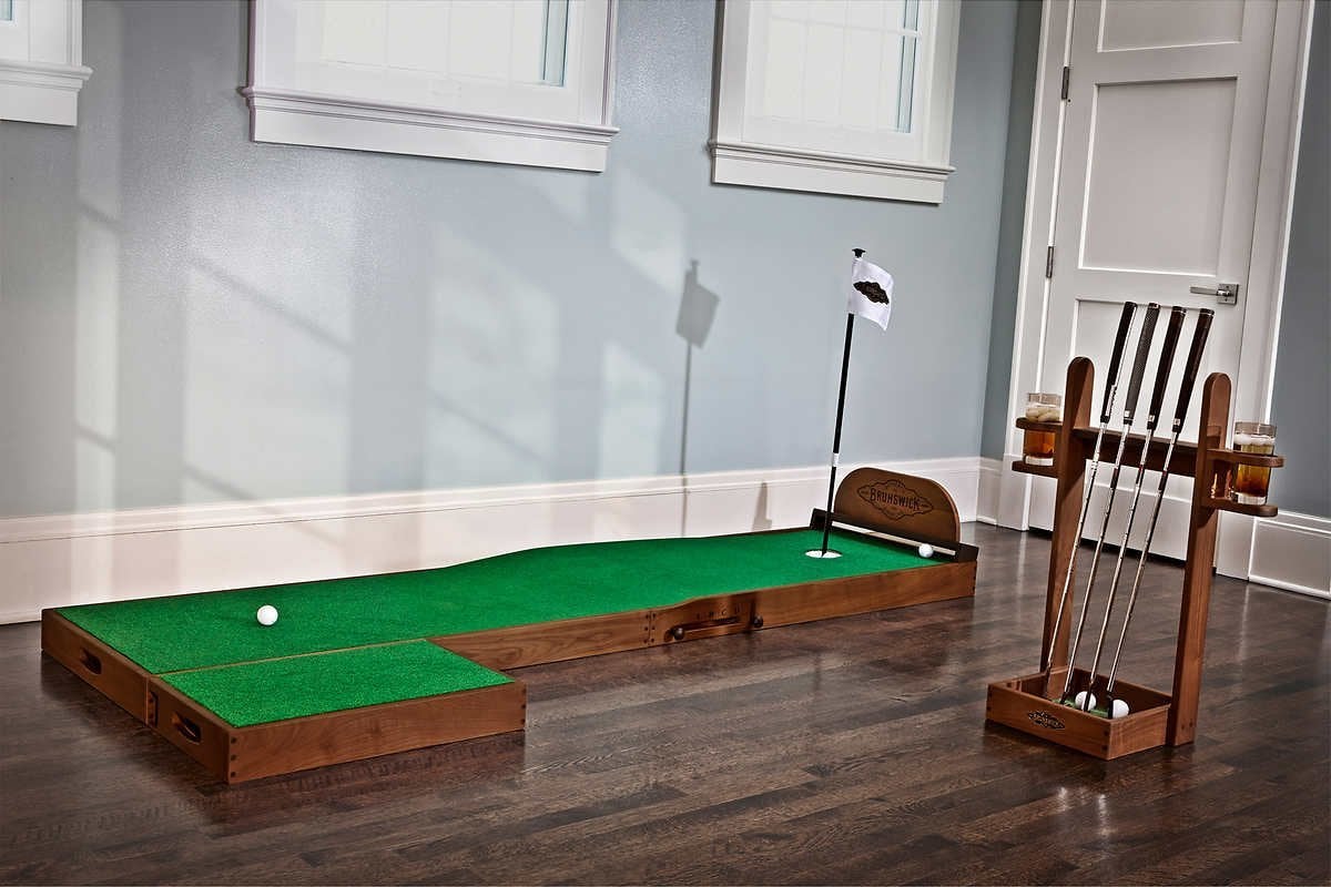Brunswick The Ross Putting Green