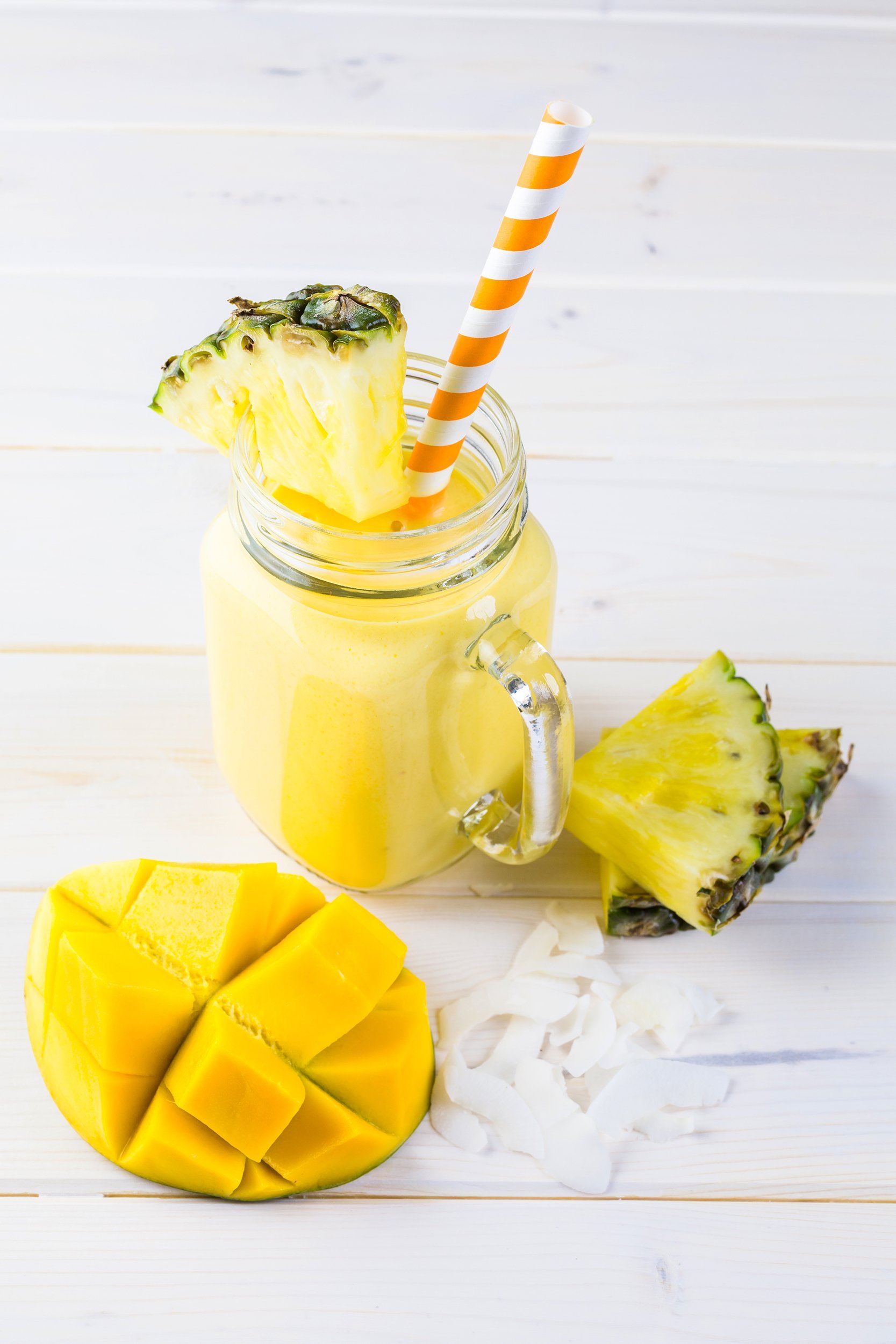 Mango and Pineapple Smoothie