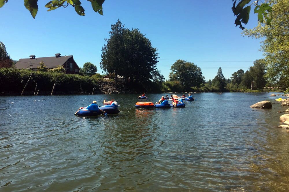 Fall City Floating, tubing in Snoqualmie River, Washington