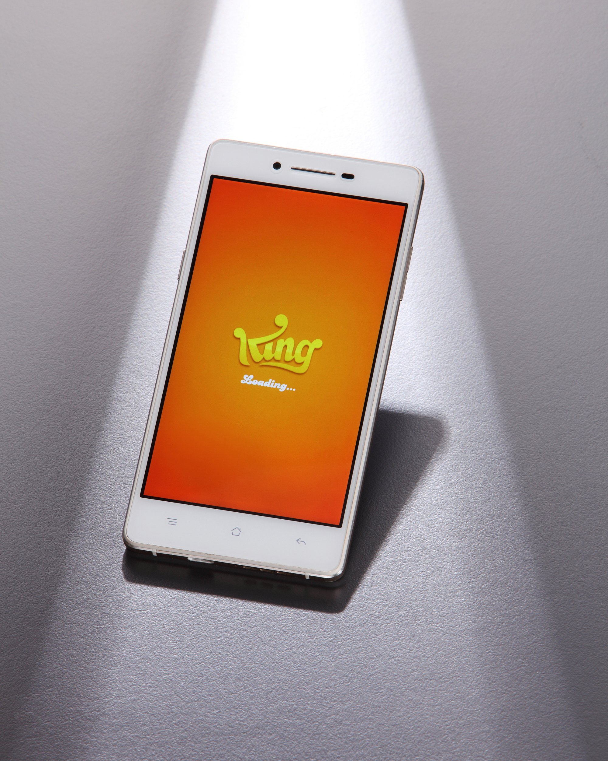 King Digital Entertainment on iPhone