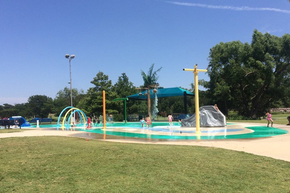 W. J. Thomas Splash Park, Texas