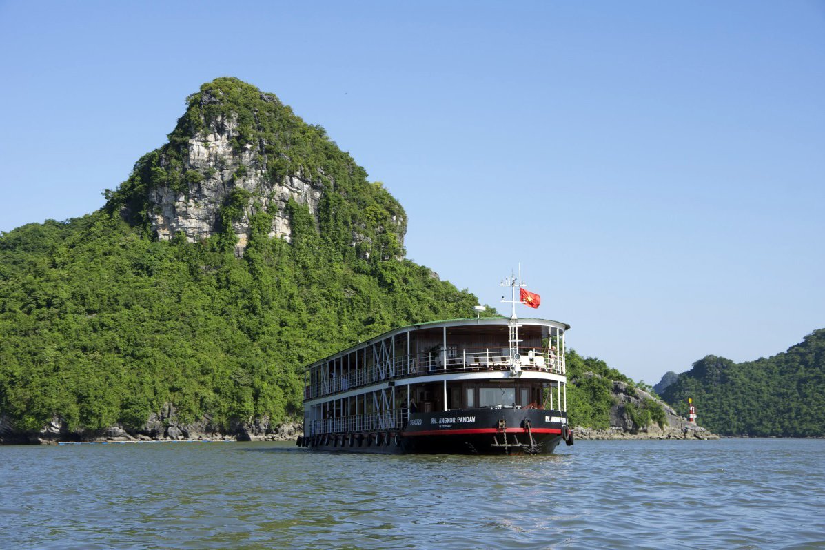 Angkor Pandaw Cruise in Halong Bay and Red River