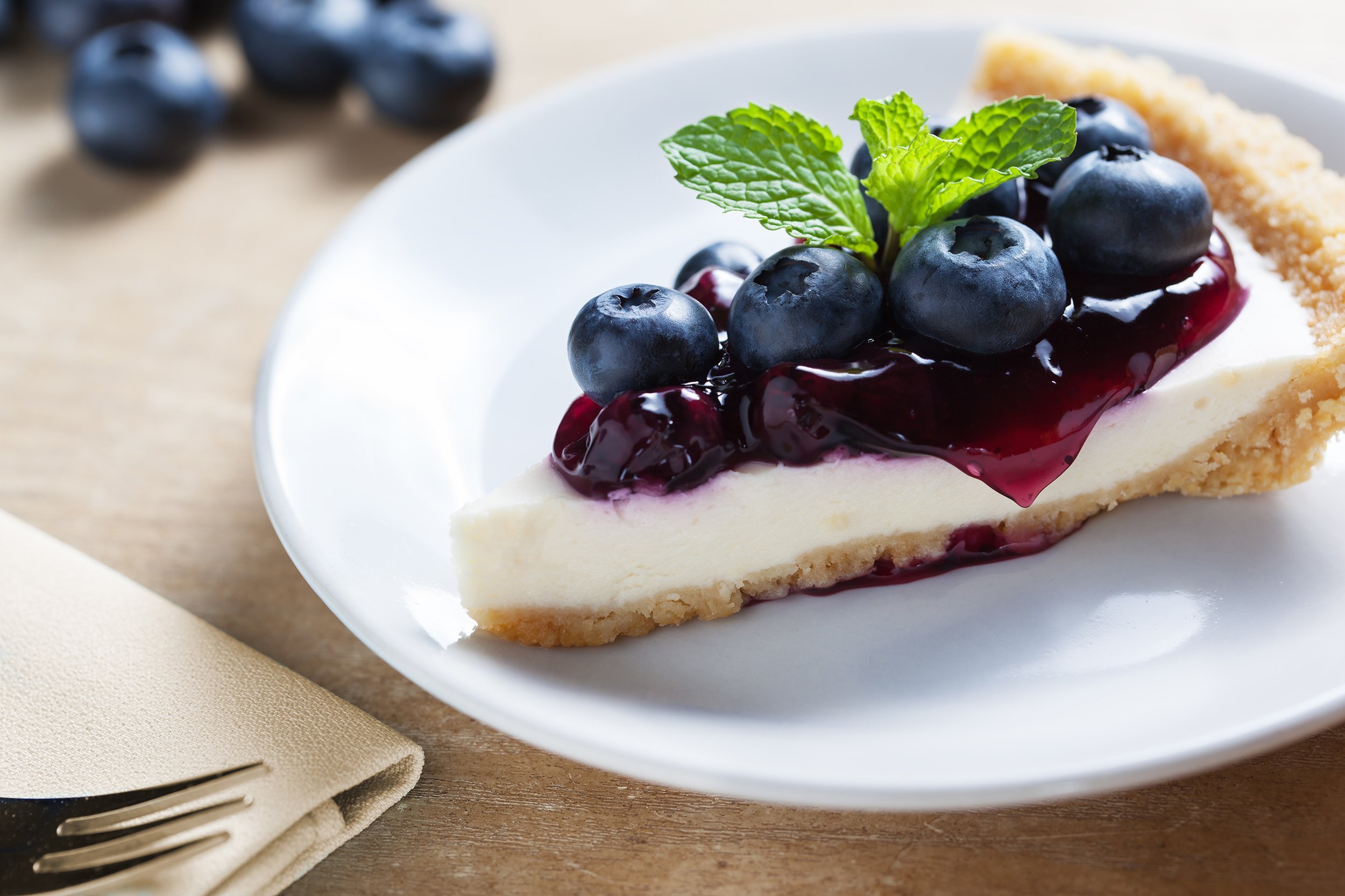The Best Blueberry Cheesecake
