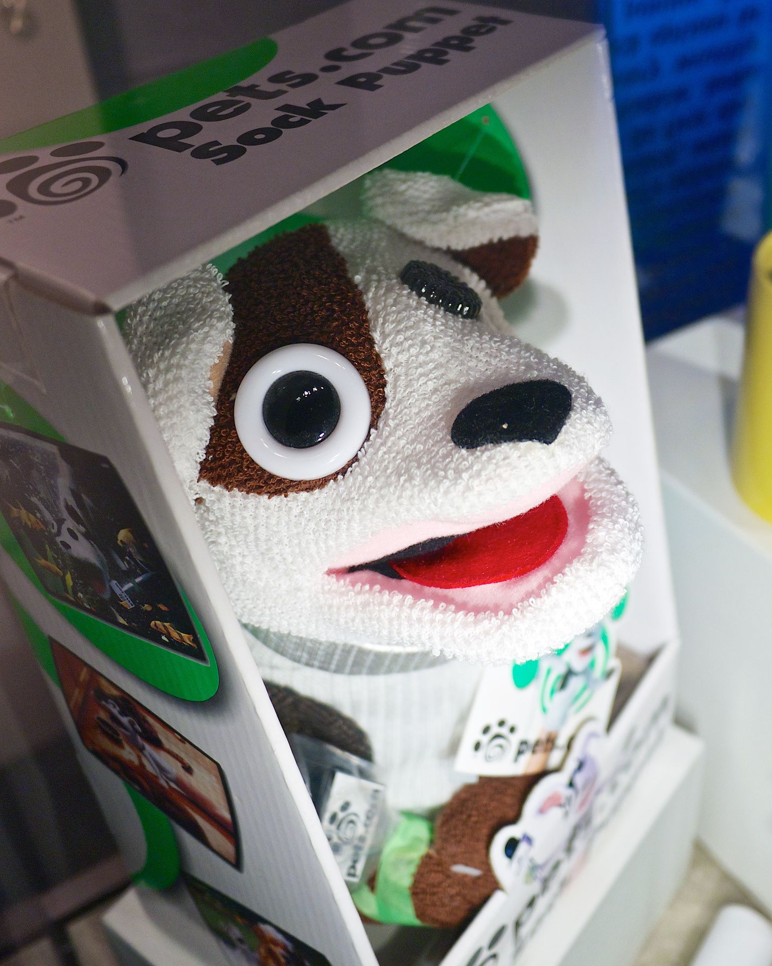 pets.com puppy dog sock puppet in box